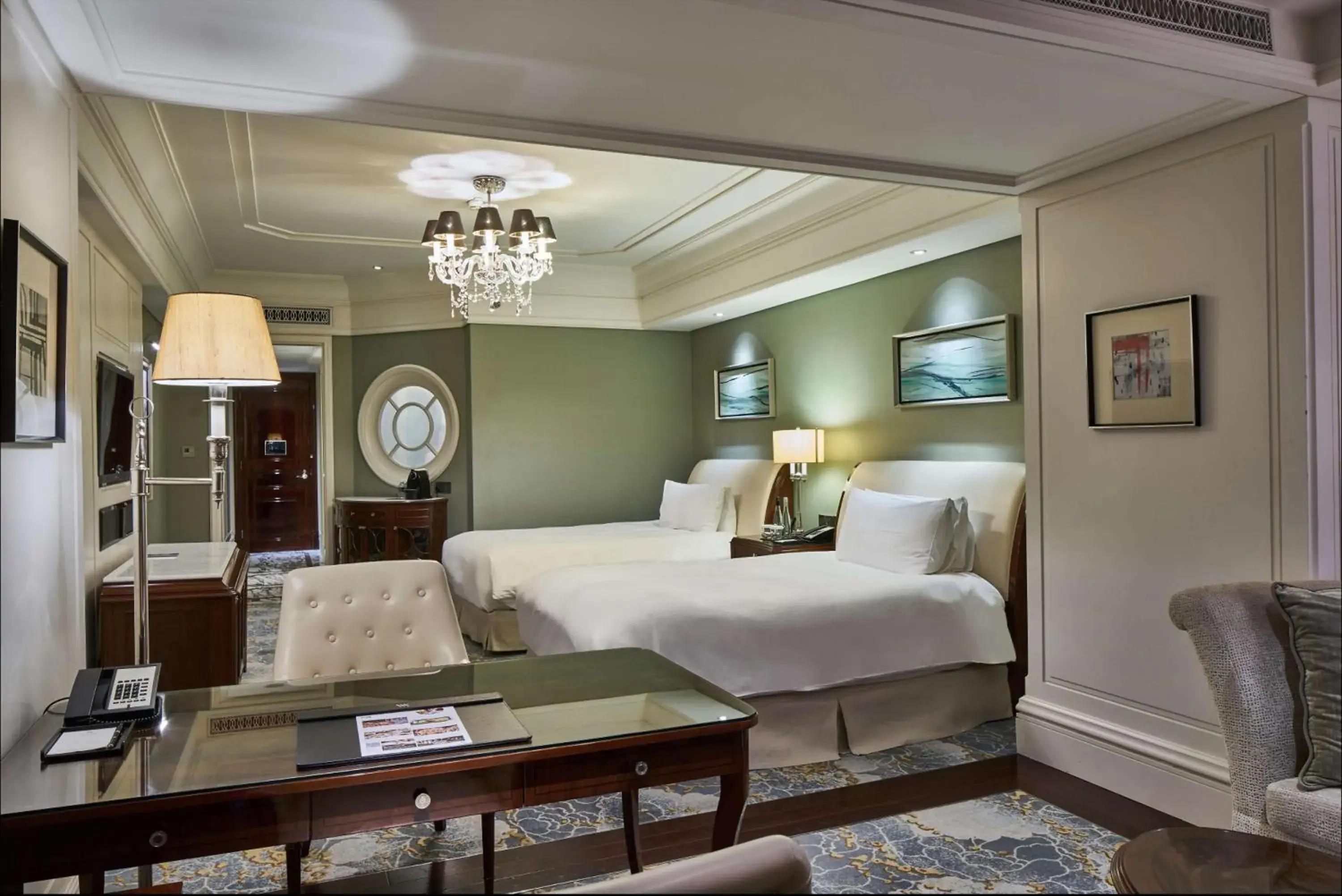 Bedroom, Bed in Waldorf Astoria Shanghai on the Bund Bedroom, Bed in Waldorf Astoria Shanghai on the Bund