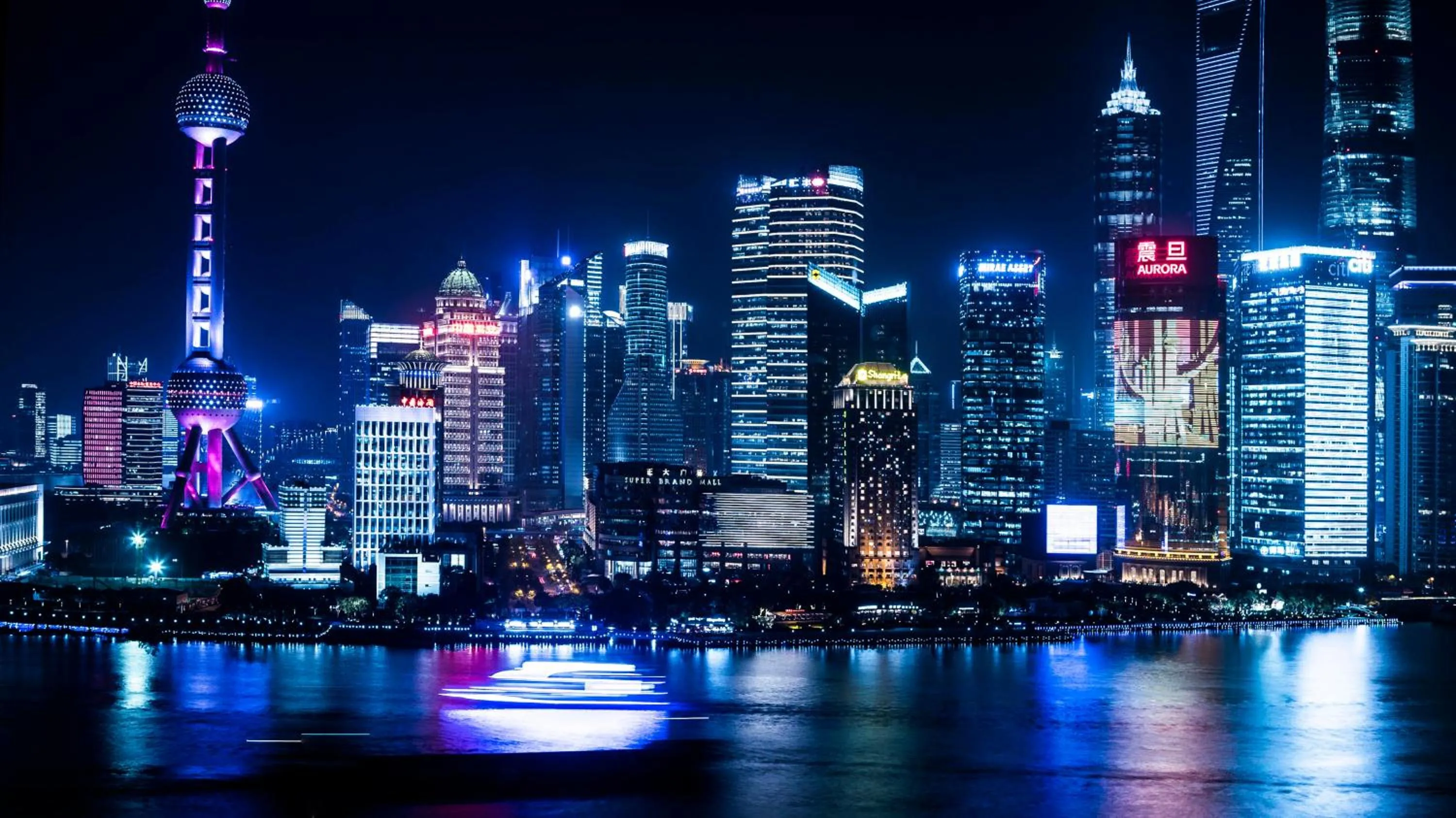 River view in Waldorf Astoria Shanghai on the Bund