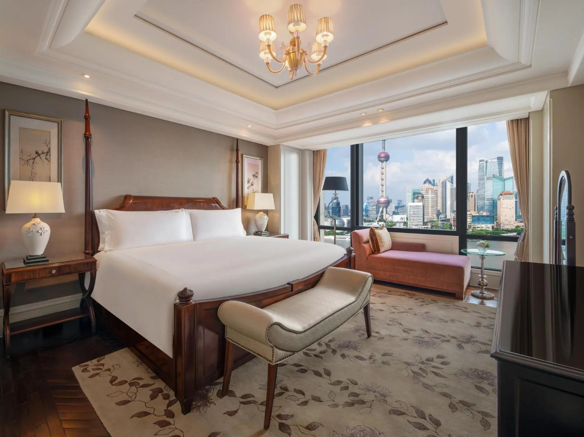 Bedroom, Bed in Waldorf Astoria Shanghai on the Bund
