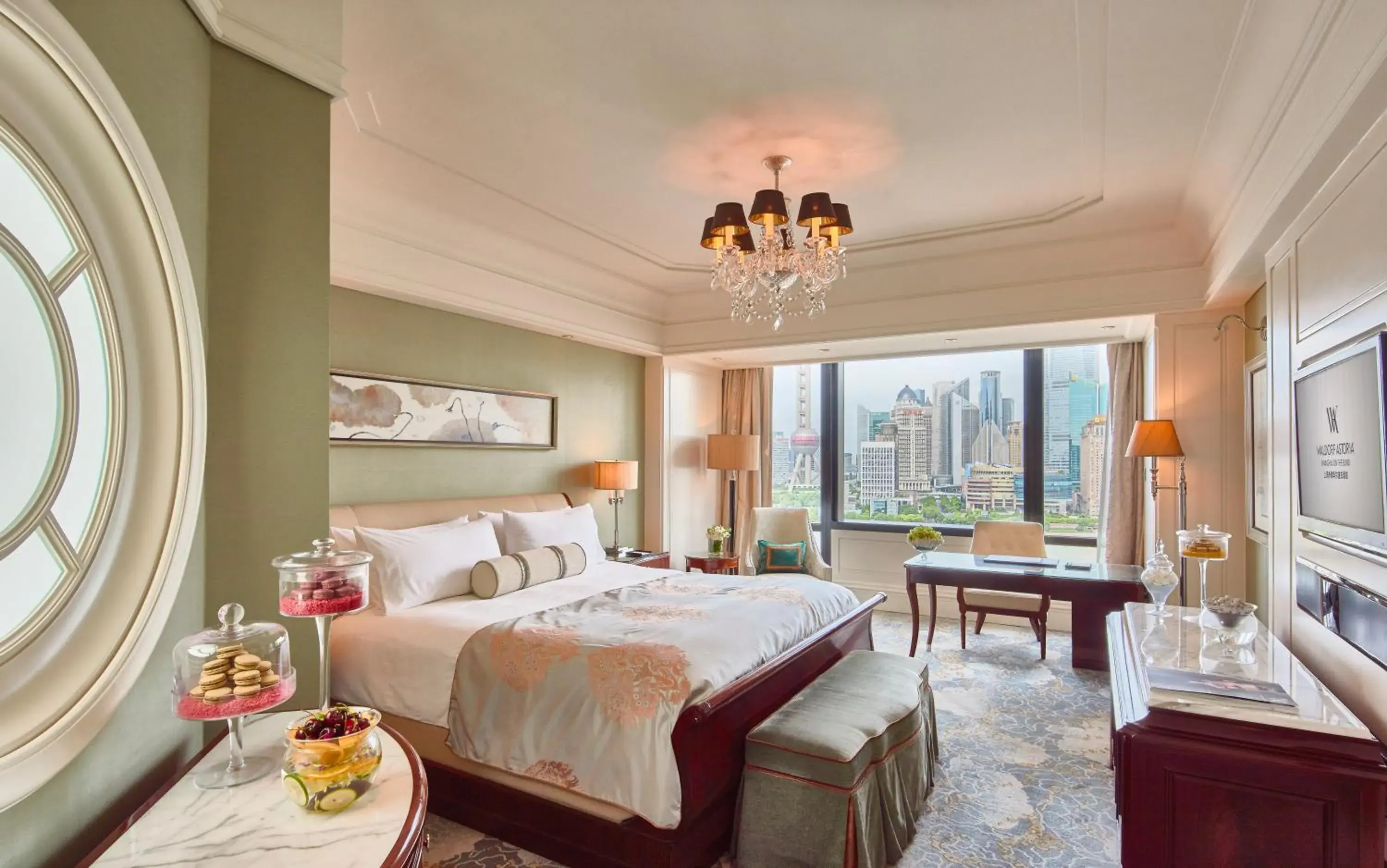 Premium King Room with Panoramic River View in Waldorf Astoria Shanghai on the Bund Premium King Room with Panoramic River View in Waldorf Astoria Shanghai on the Bund