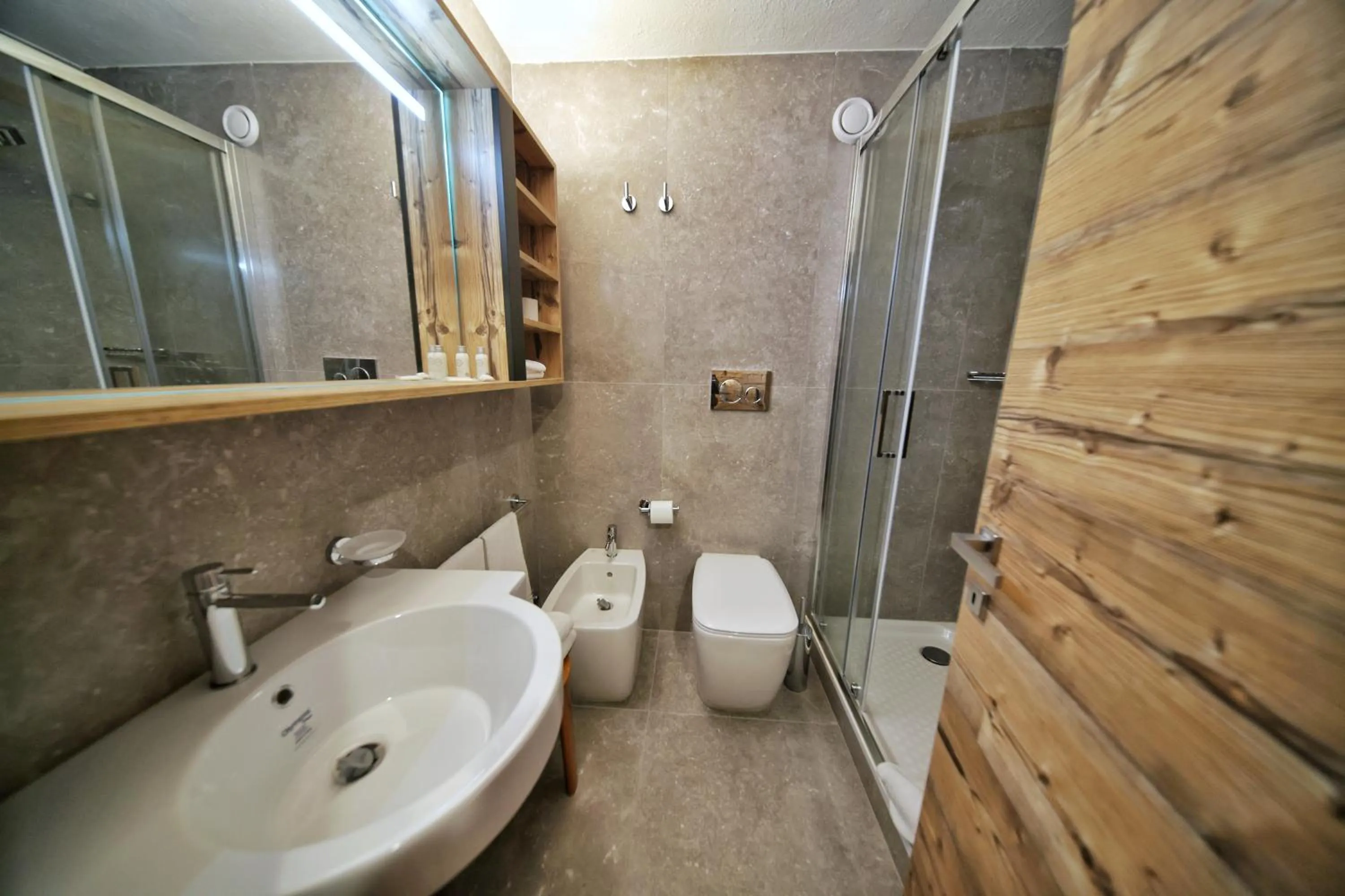 Shower in TH La Thuile - Planibel Hotel