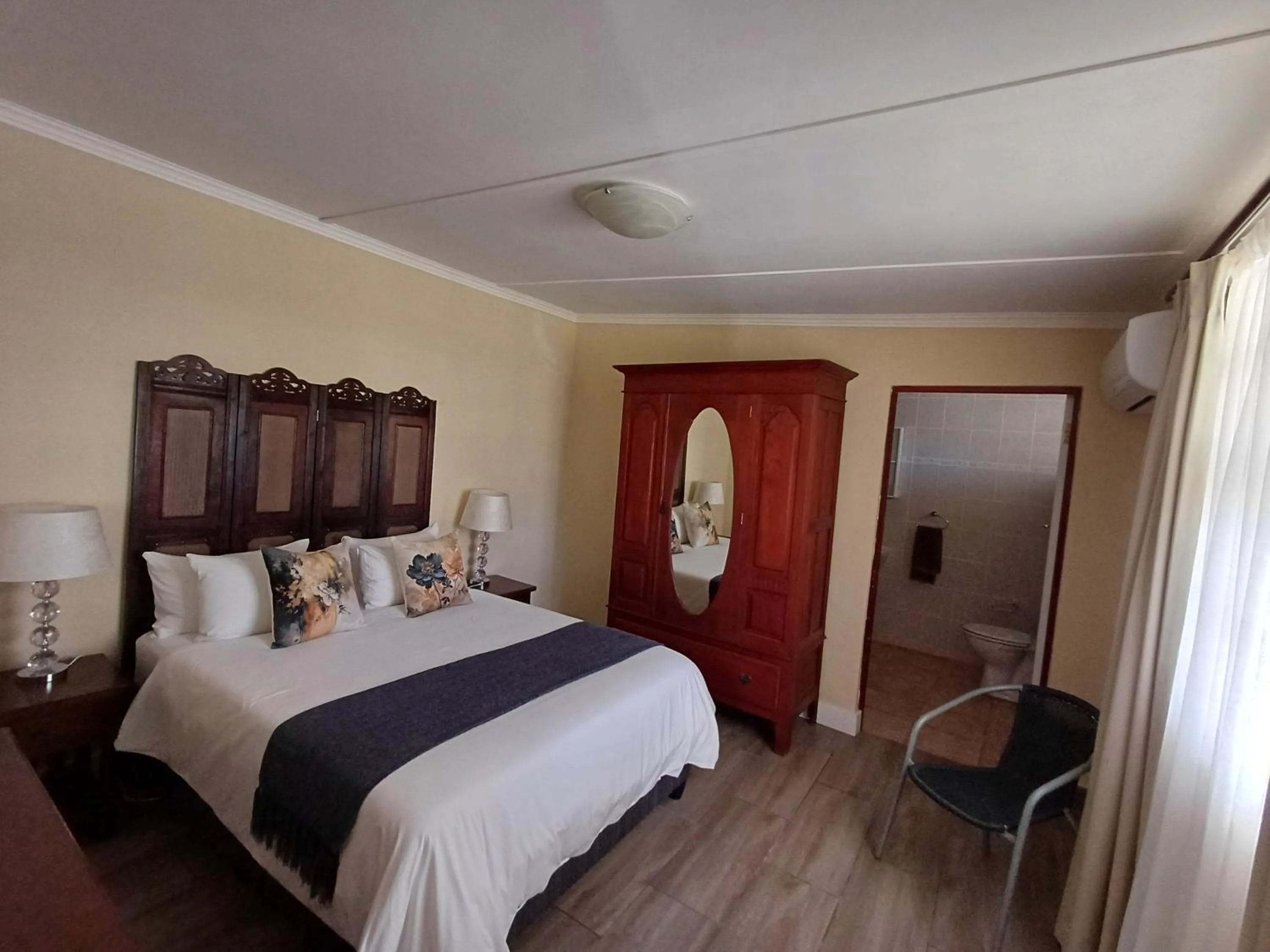 Bed in Arcangeli Wines