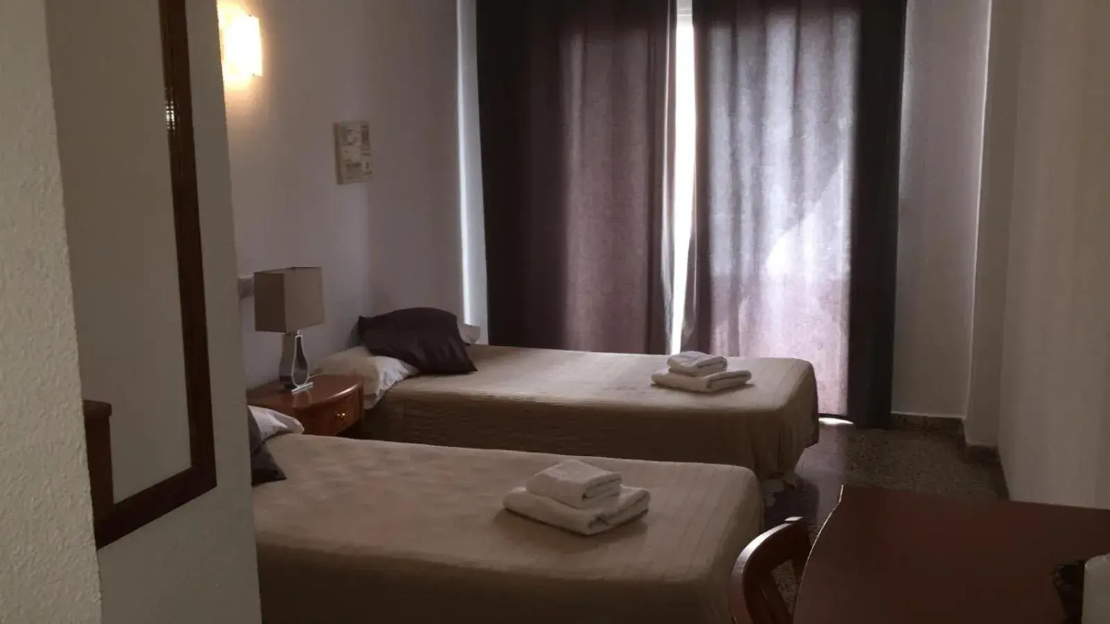 Twin Room in Hostal Tierramar Twin Room in Hostal Tierramar