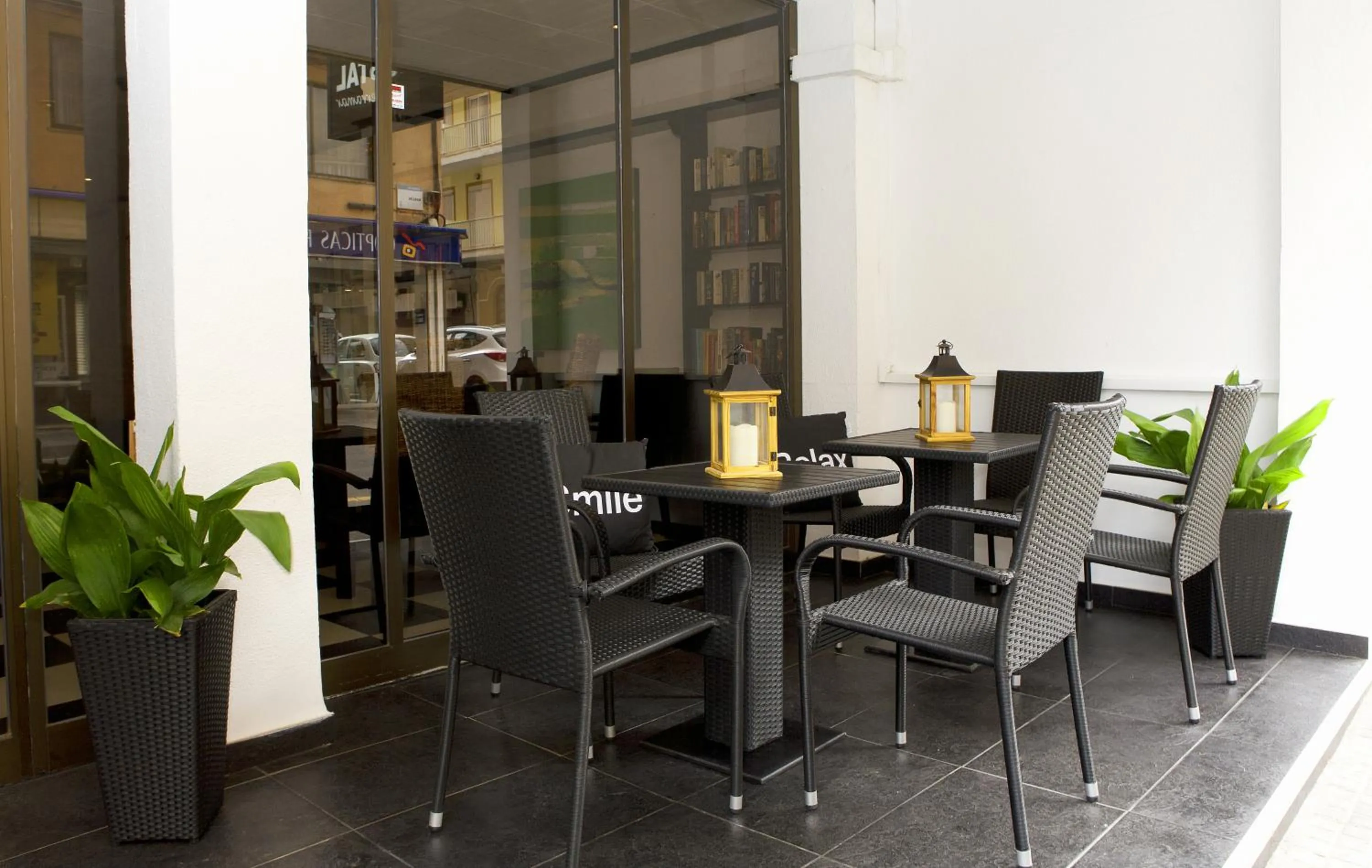 Balcony/Terrace in Hostal Tierramar