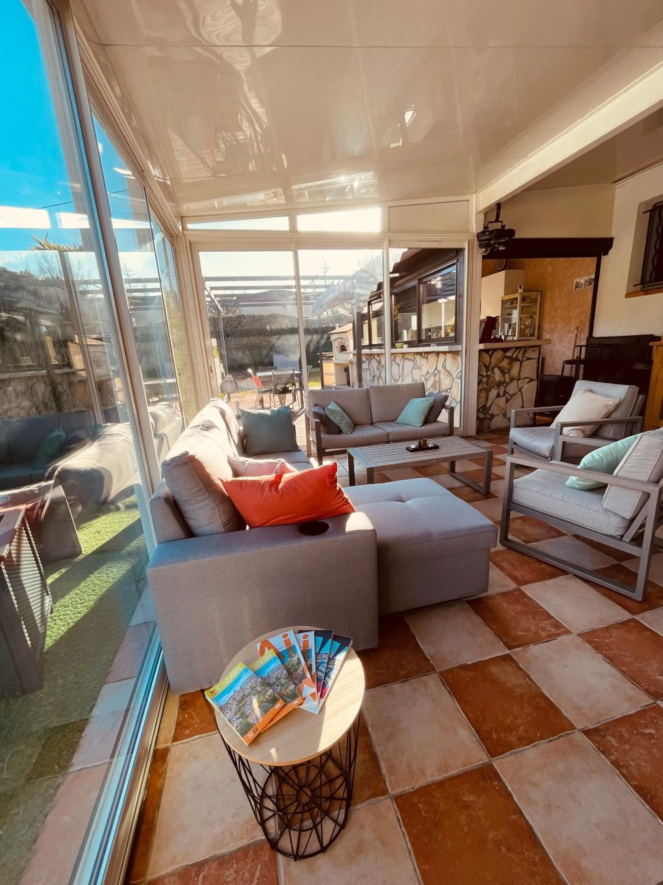 Living room in L'étape Provencale