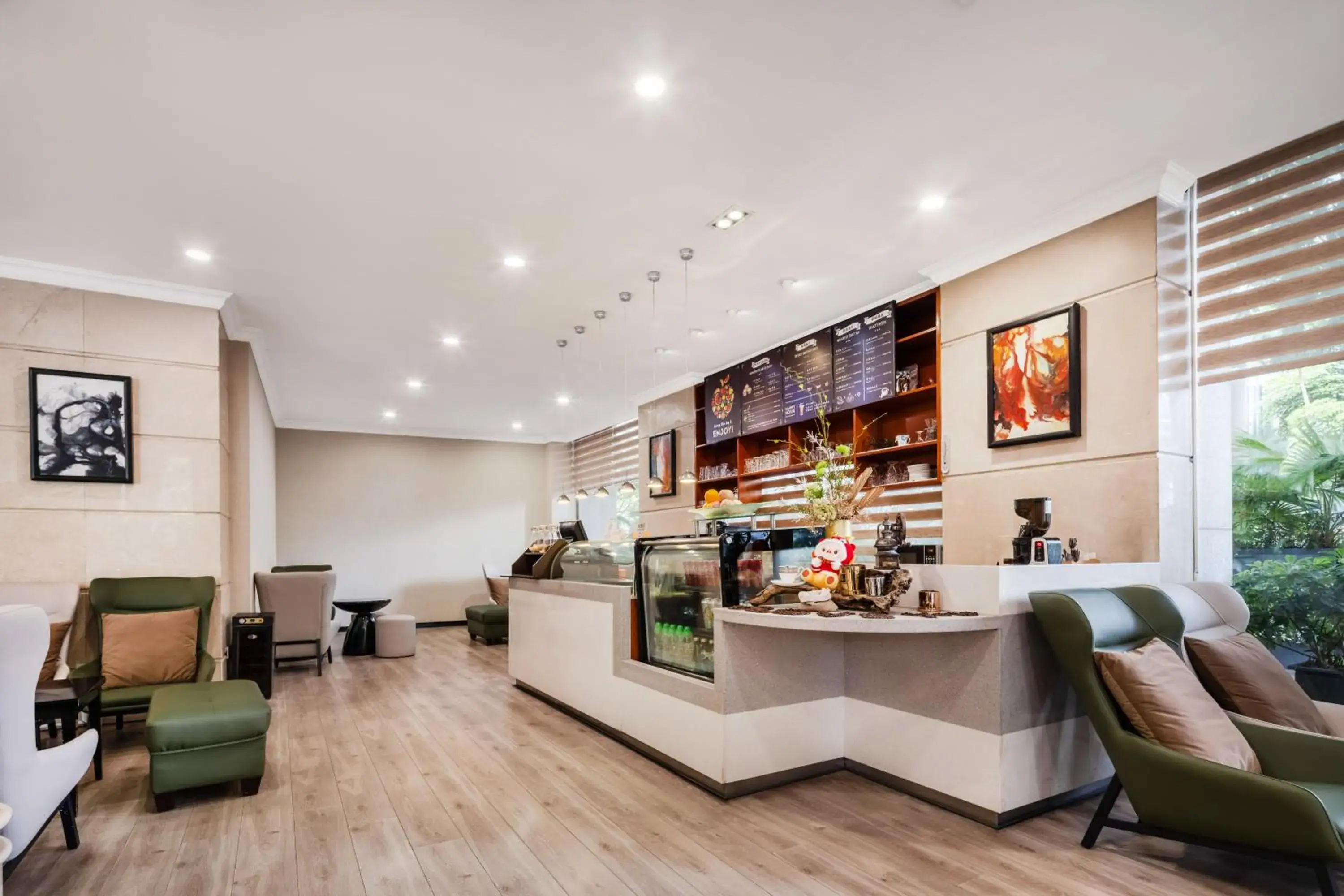 Lounge or bar in Grand Skylight Hotel Shenzhen Zhonghang Lounge or bar in Grand Skylight Hotel Shenzhen Zhonghang