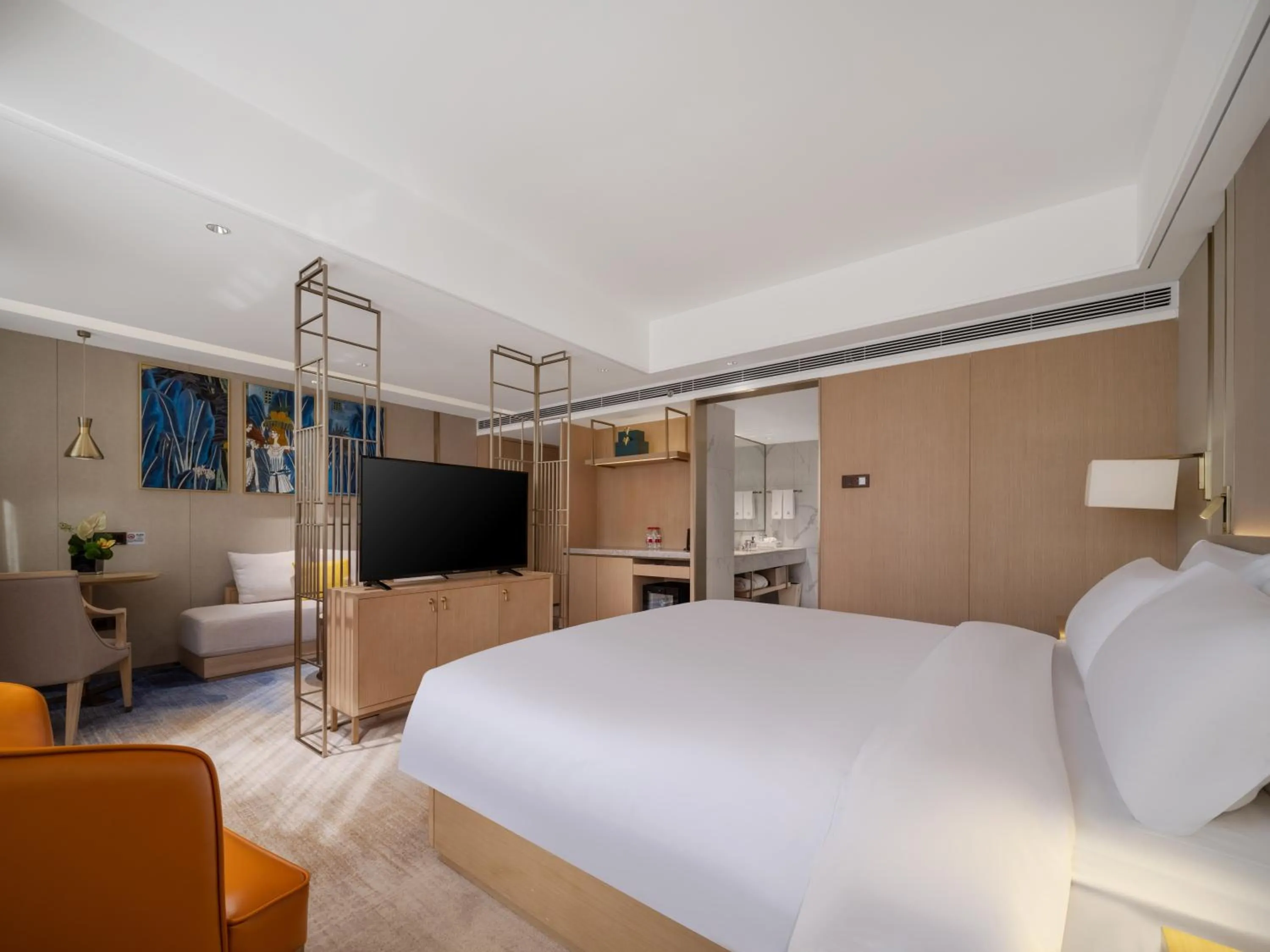 Bed in Grand Skylight Hotel Shenzhen Zhonghang