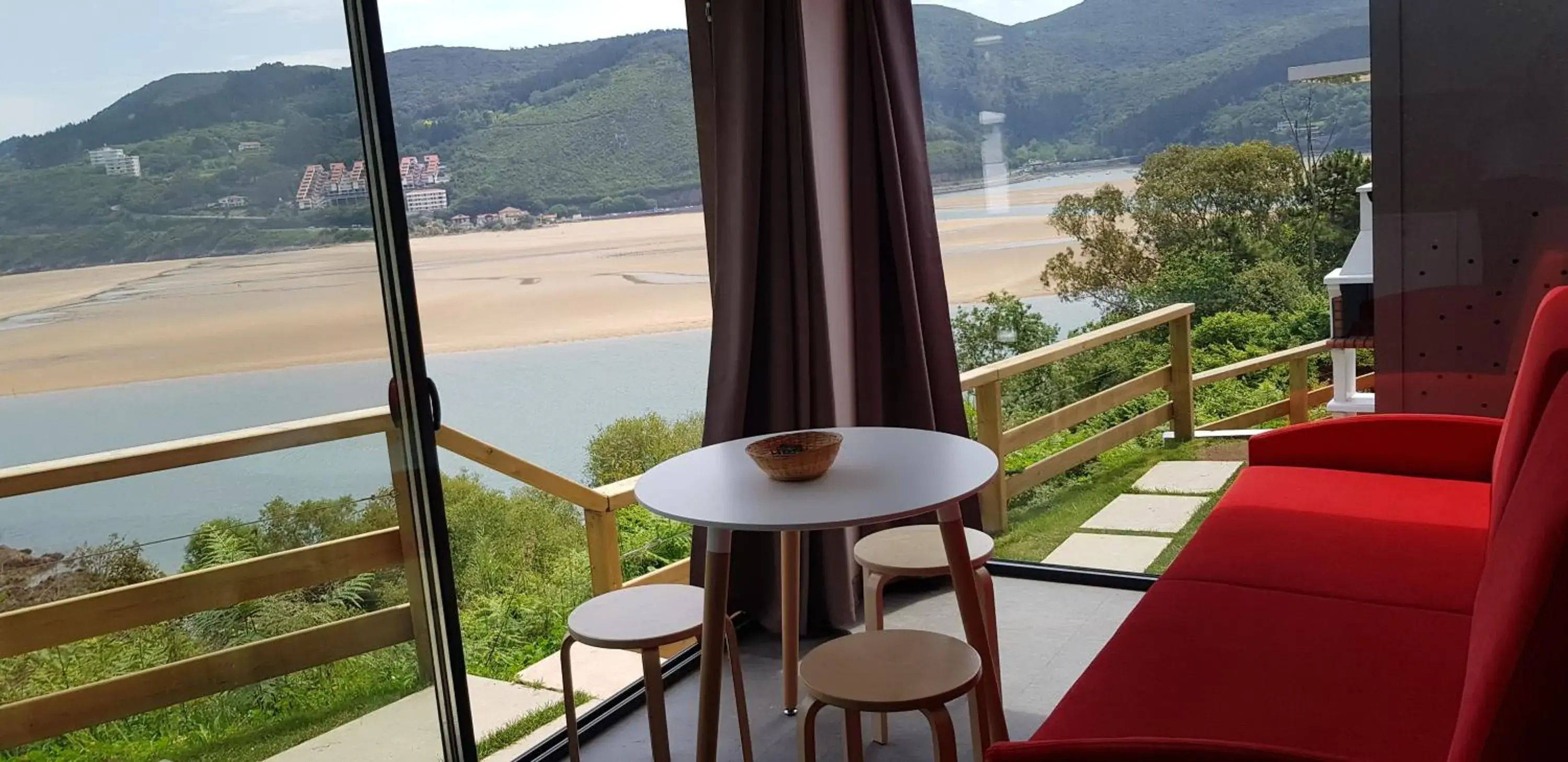 Mobile Home with Sea View in Bungalows Portuondo parking gratuito Mobile Home with Sea View in Bungalows Portuondo parking gratuito