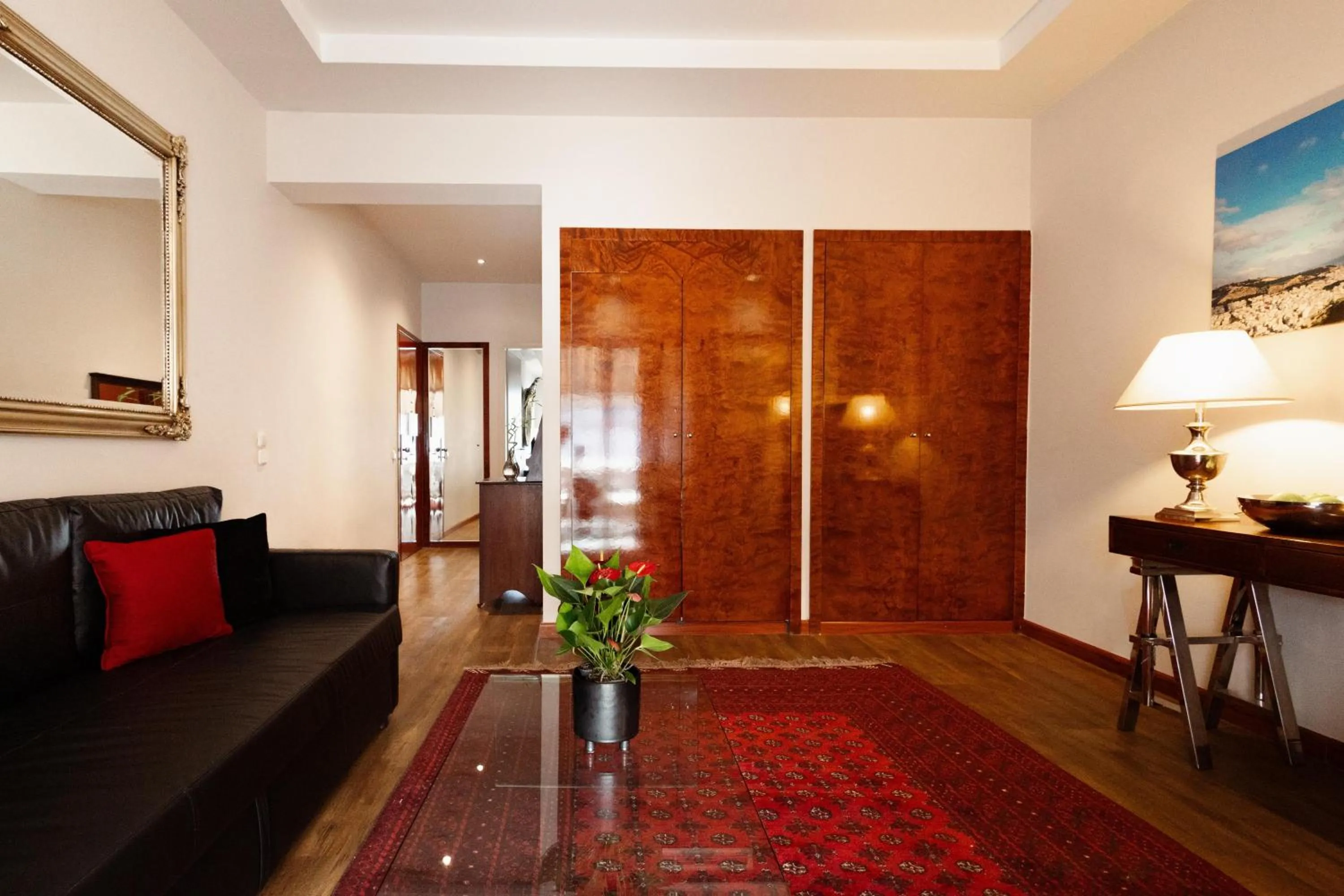 Photo of the whole room in Best Western Plus Embassy Hotel