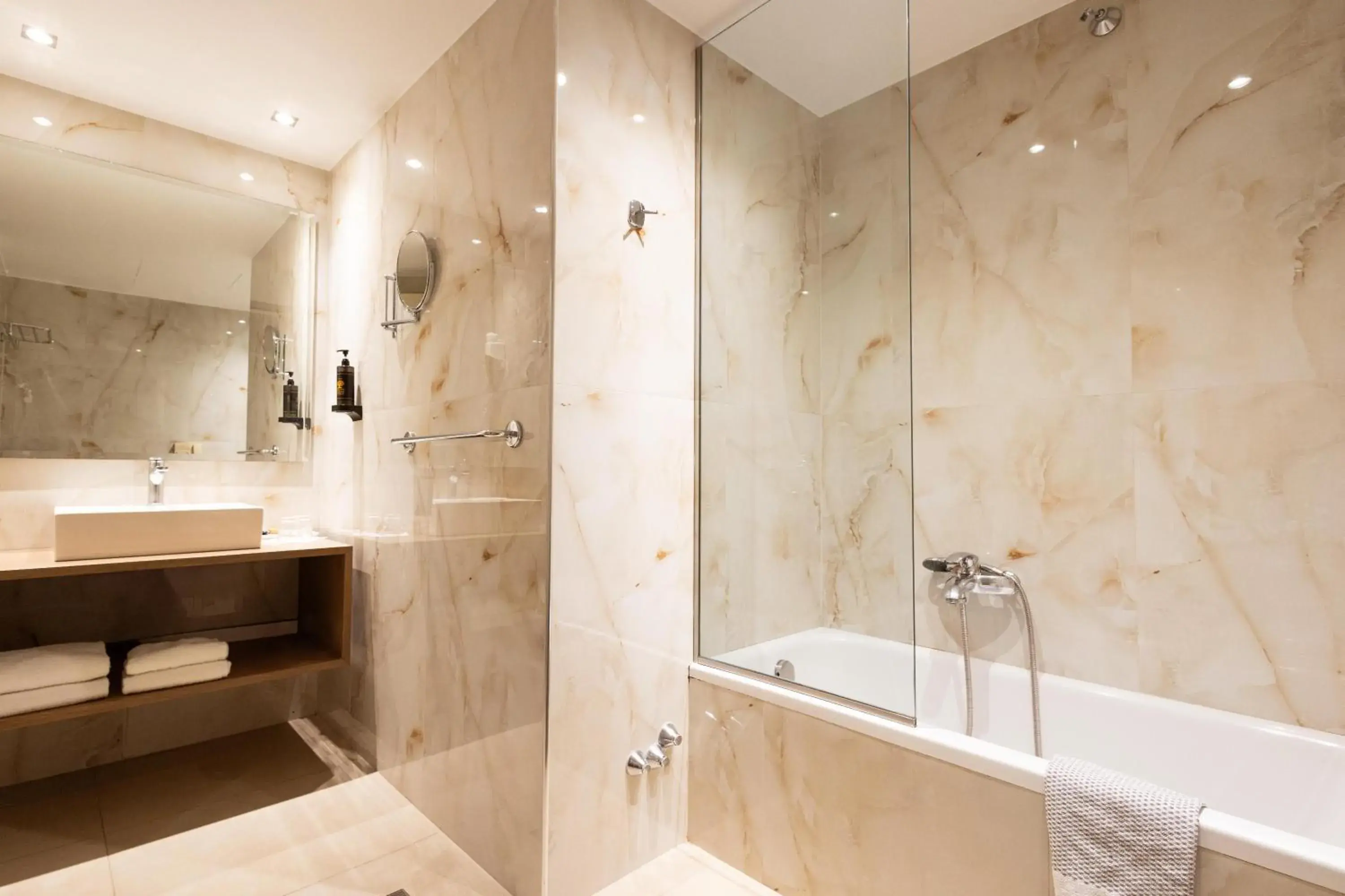 Bathroom in Best Western Plus Embassy Hotel Bathroom in Best Western Plus Embassy Hotel