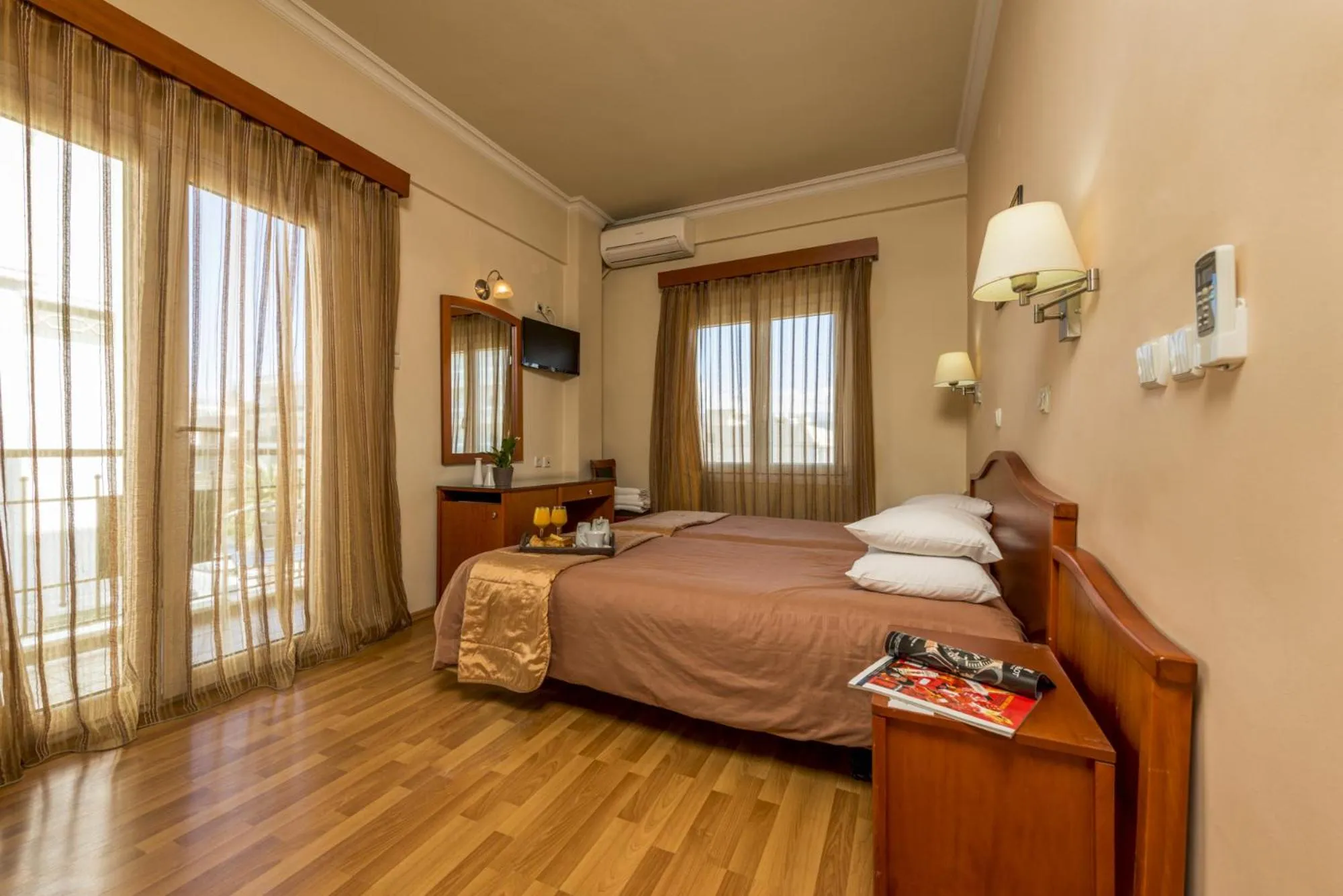 Photo of the whole room, Bed in Lakonia Hotel