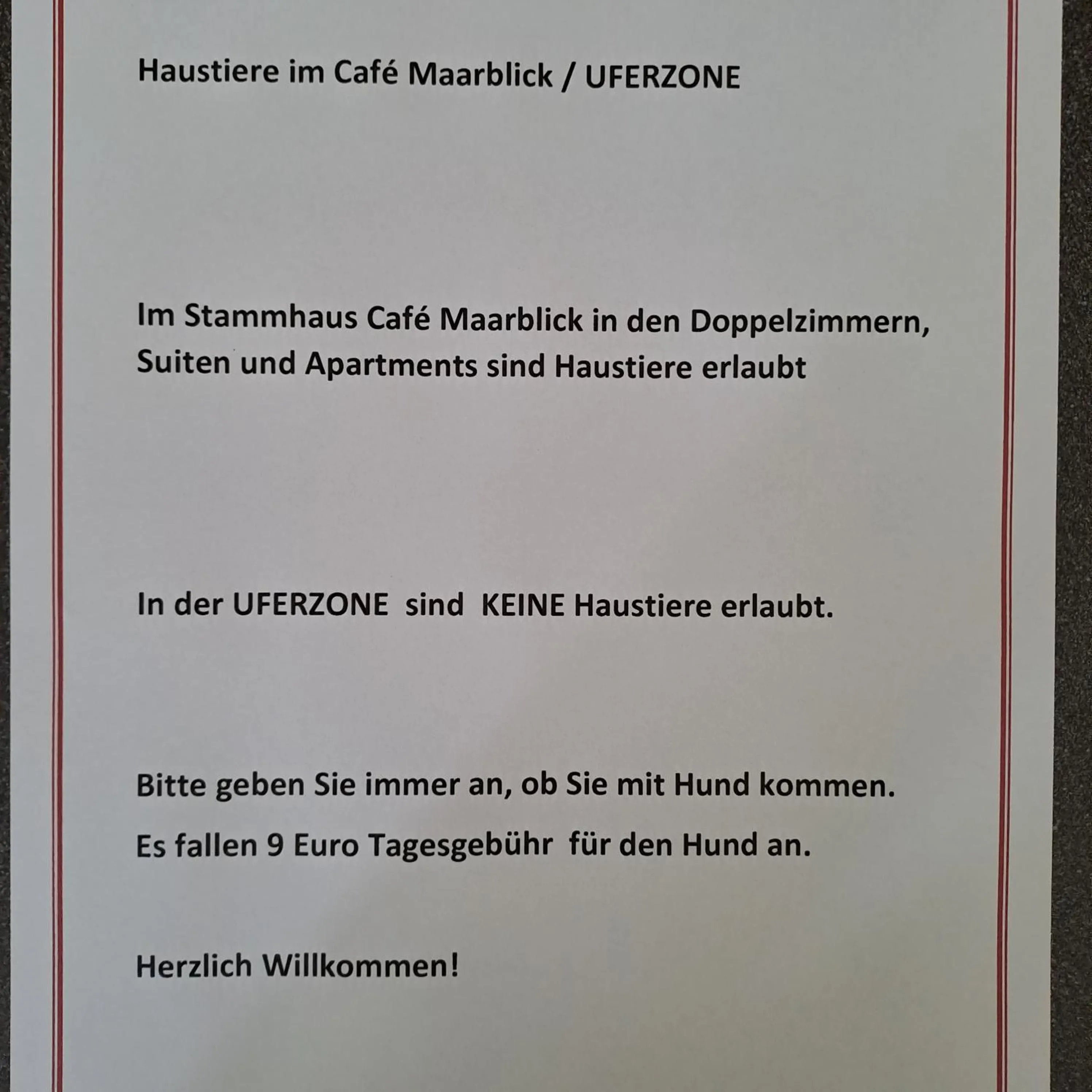 Text overlay in Hotel-Ferienwohnungen Cafe Maarblick