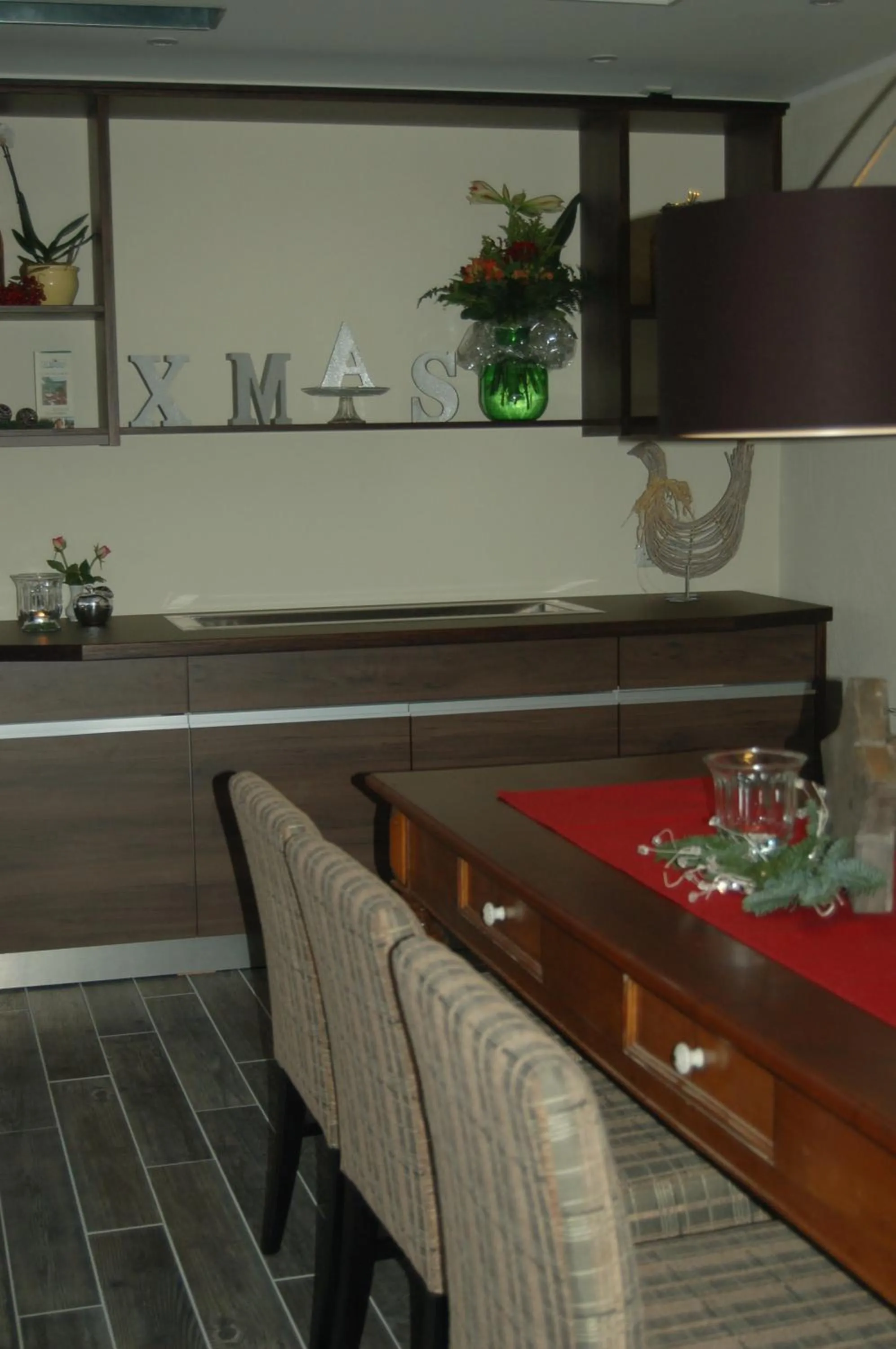Restaurant/places to eat in Hotel-Ferienwohnungen Cafe Maarblick