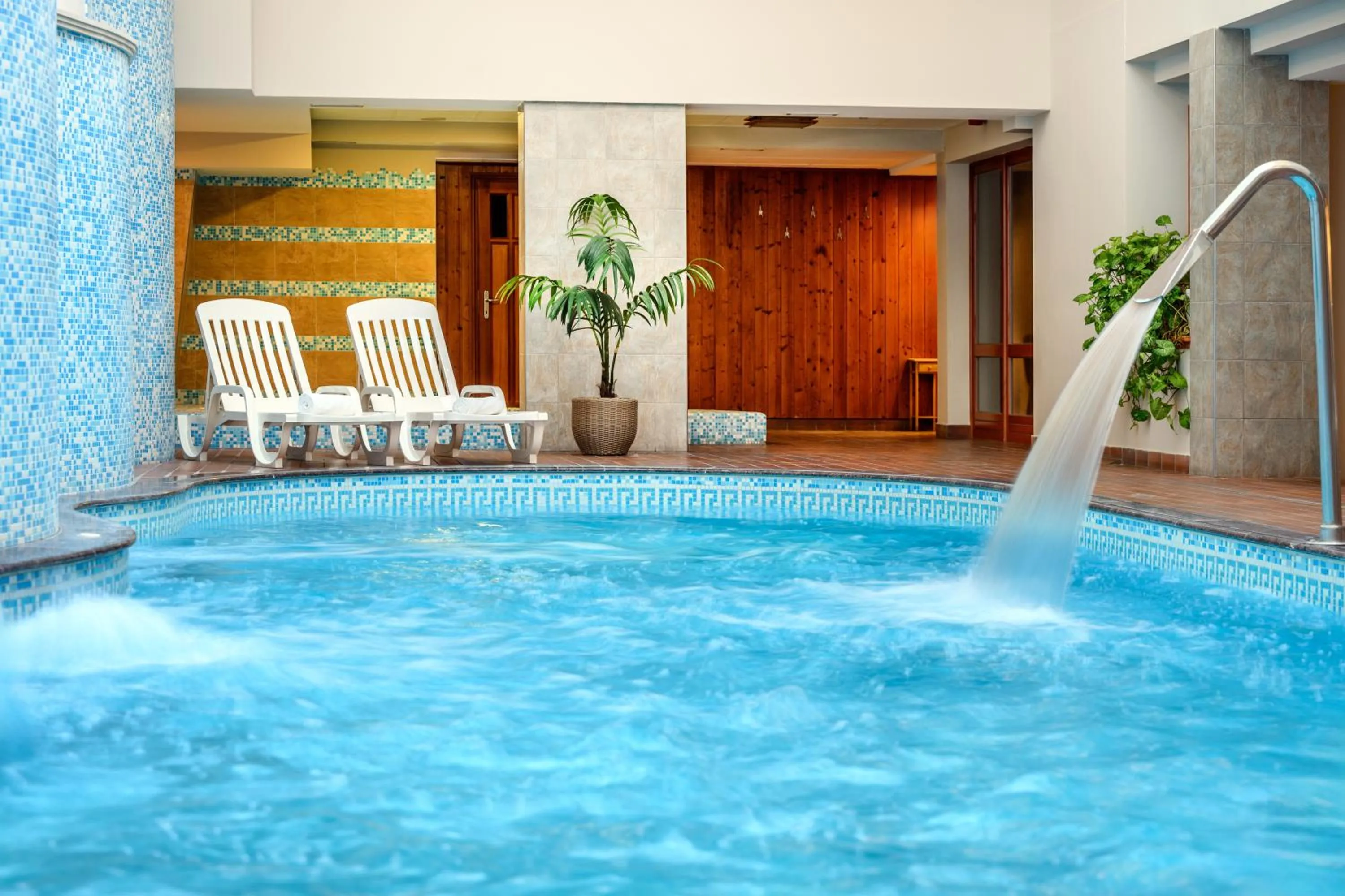 Spa and wellness centre/facilities in Aranyhomok Hotel Business & Relax
