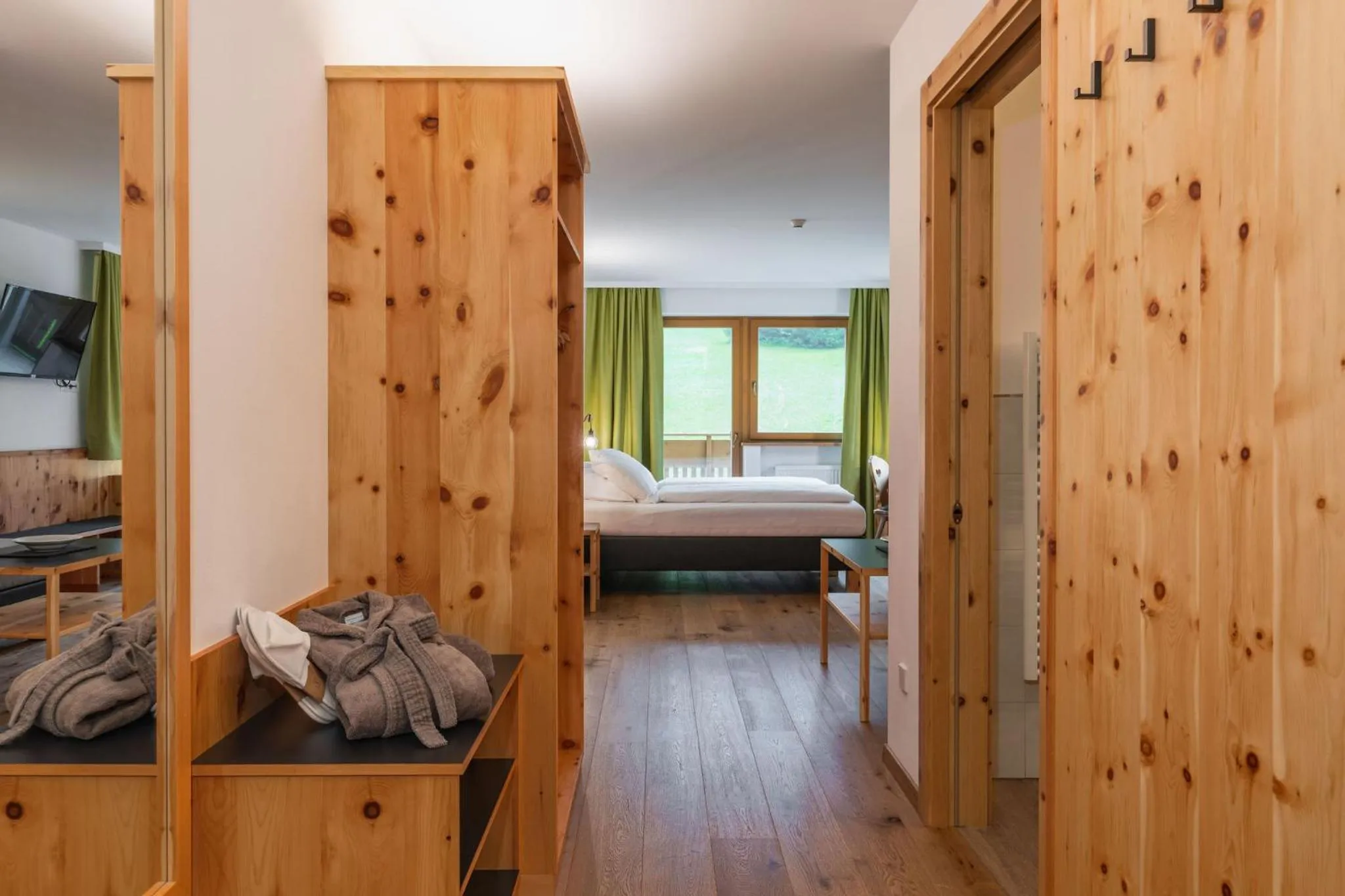 Bed in Hotel Asterbel