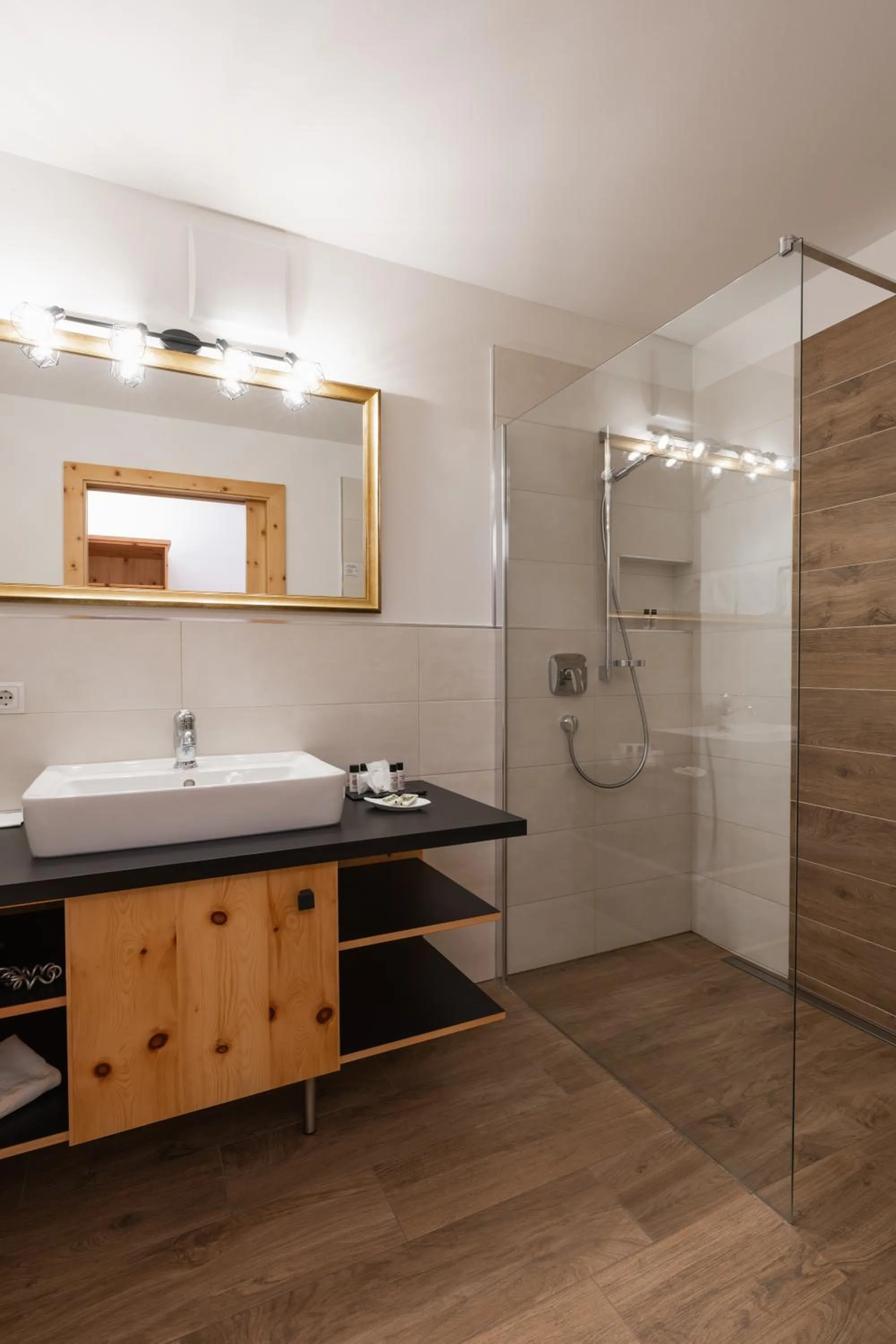 Bathroom in Hotel Asterbel