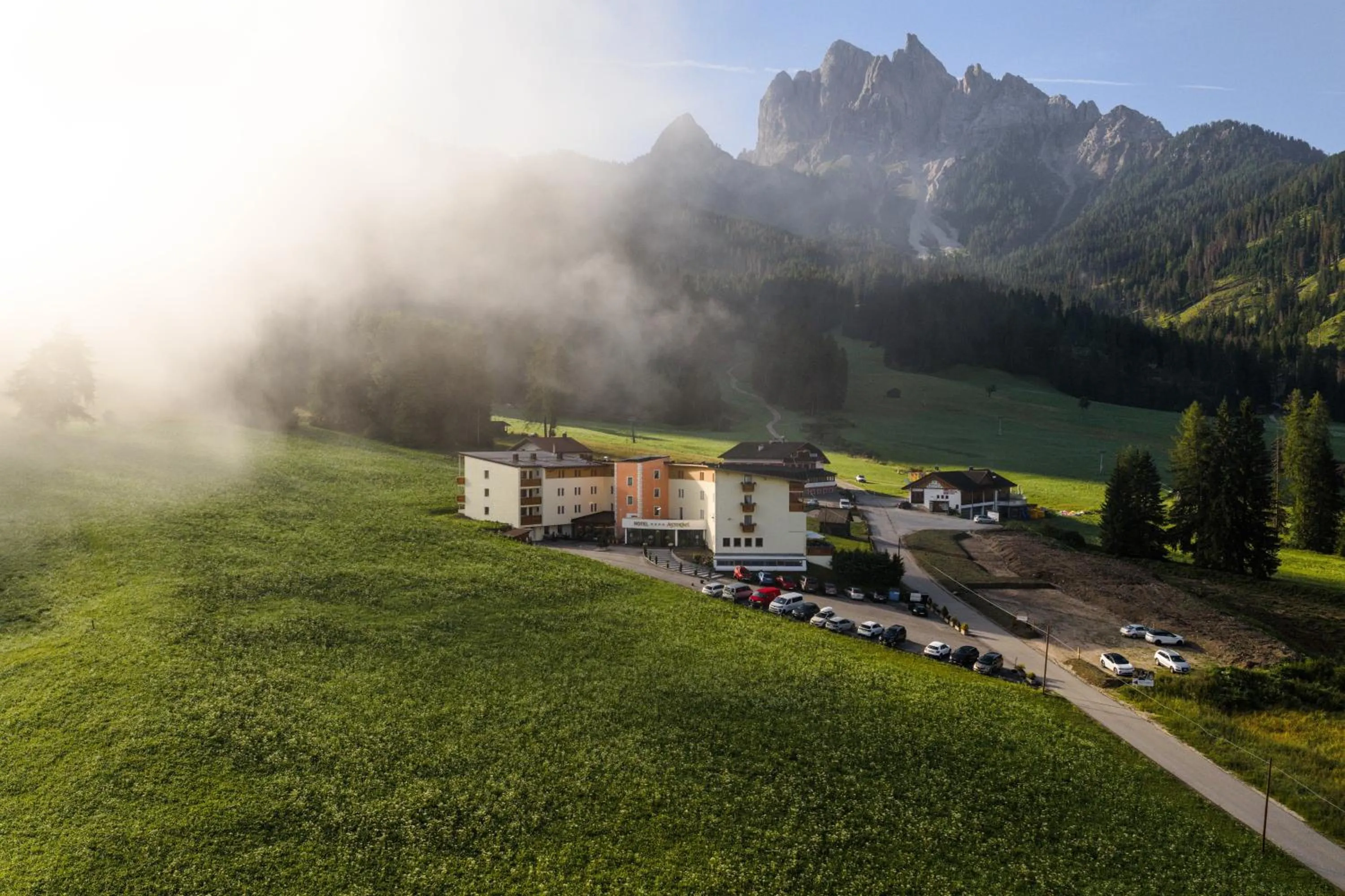 Property building in Hotel Asterbel