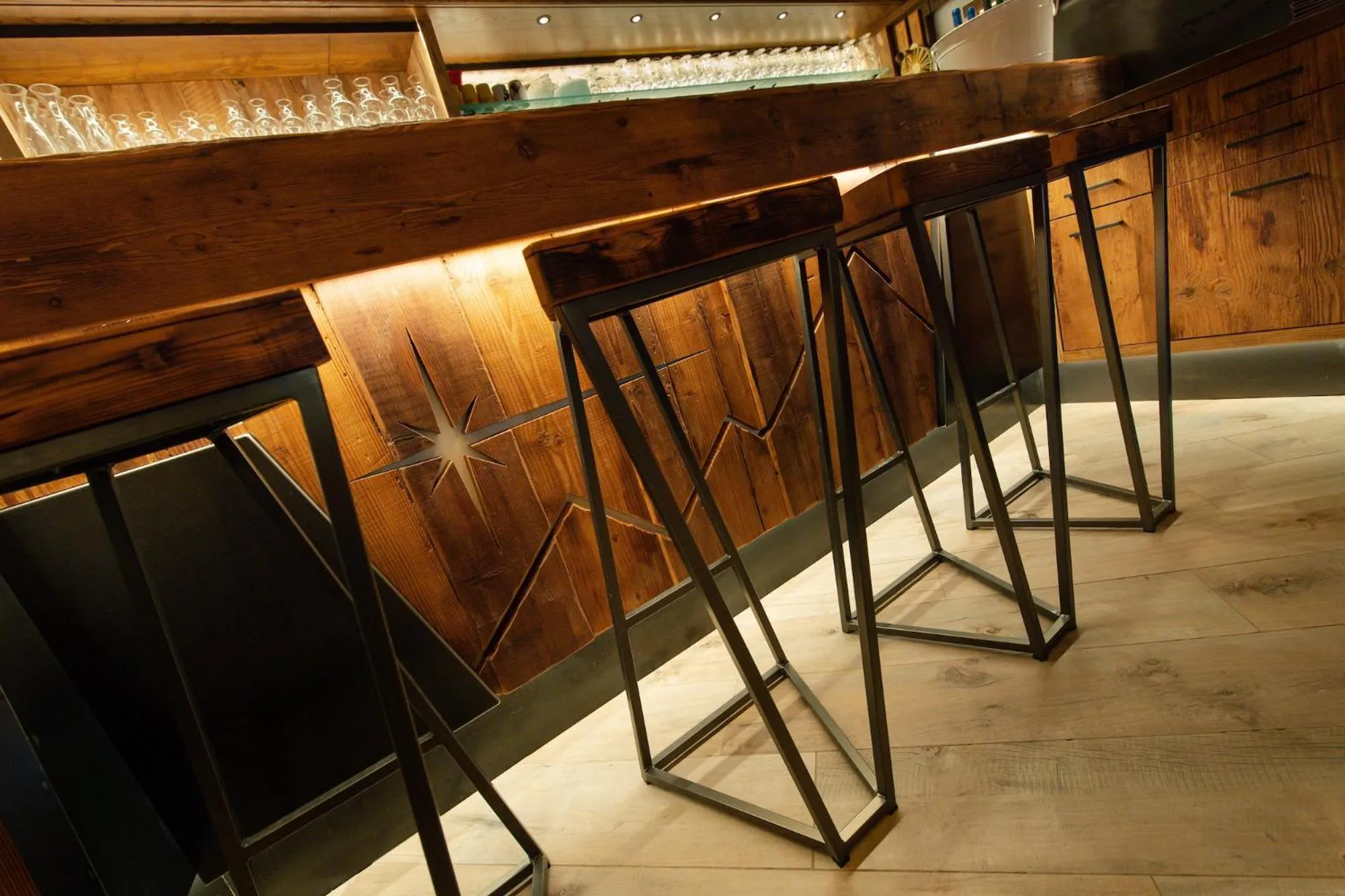 Restaurant/places to eat in Hotel Stella