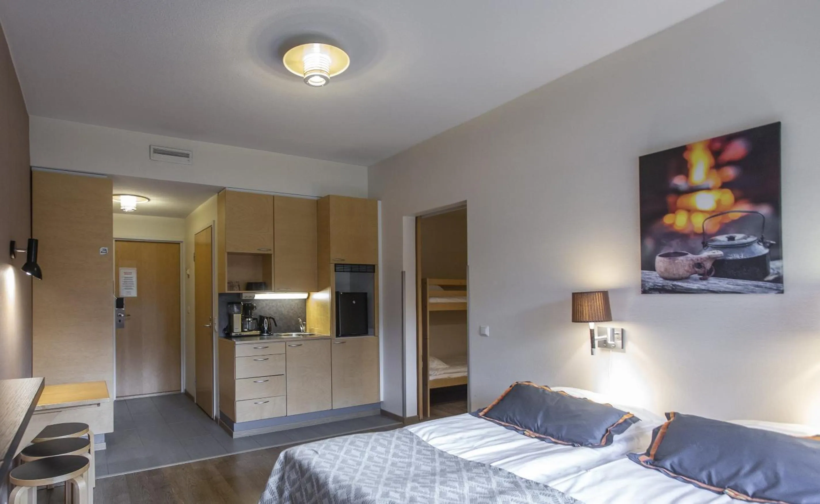 Coffee/tea facilities, Bed in Levi Hotel Spa