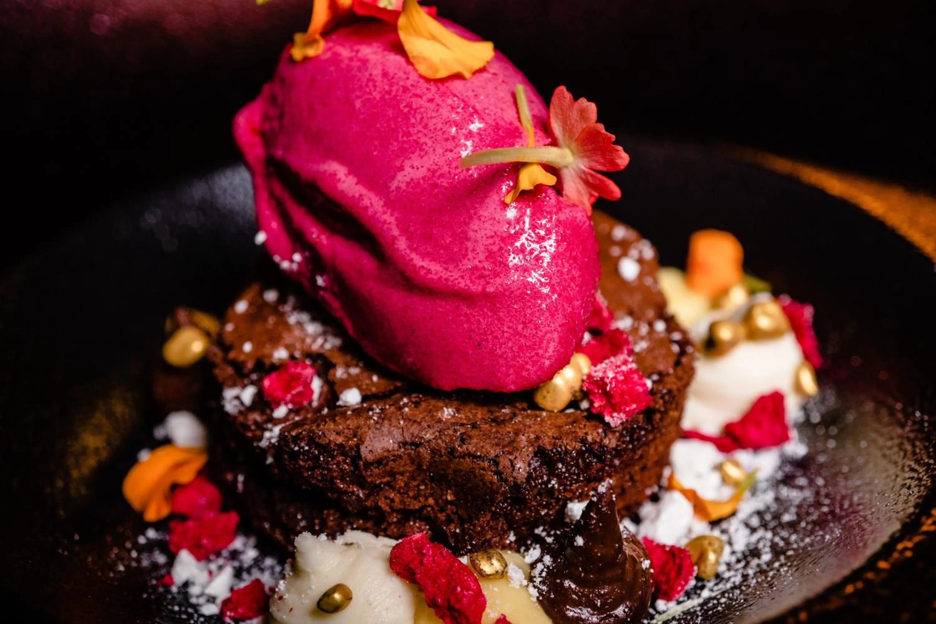 Restaurant/places to eat in Levi Hotel Spa