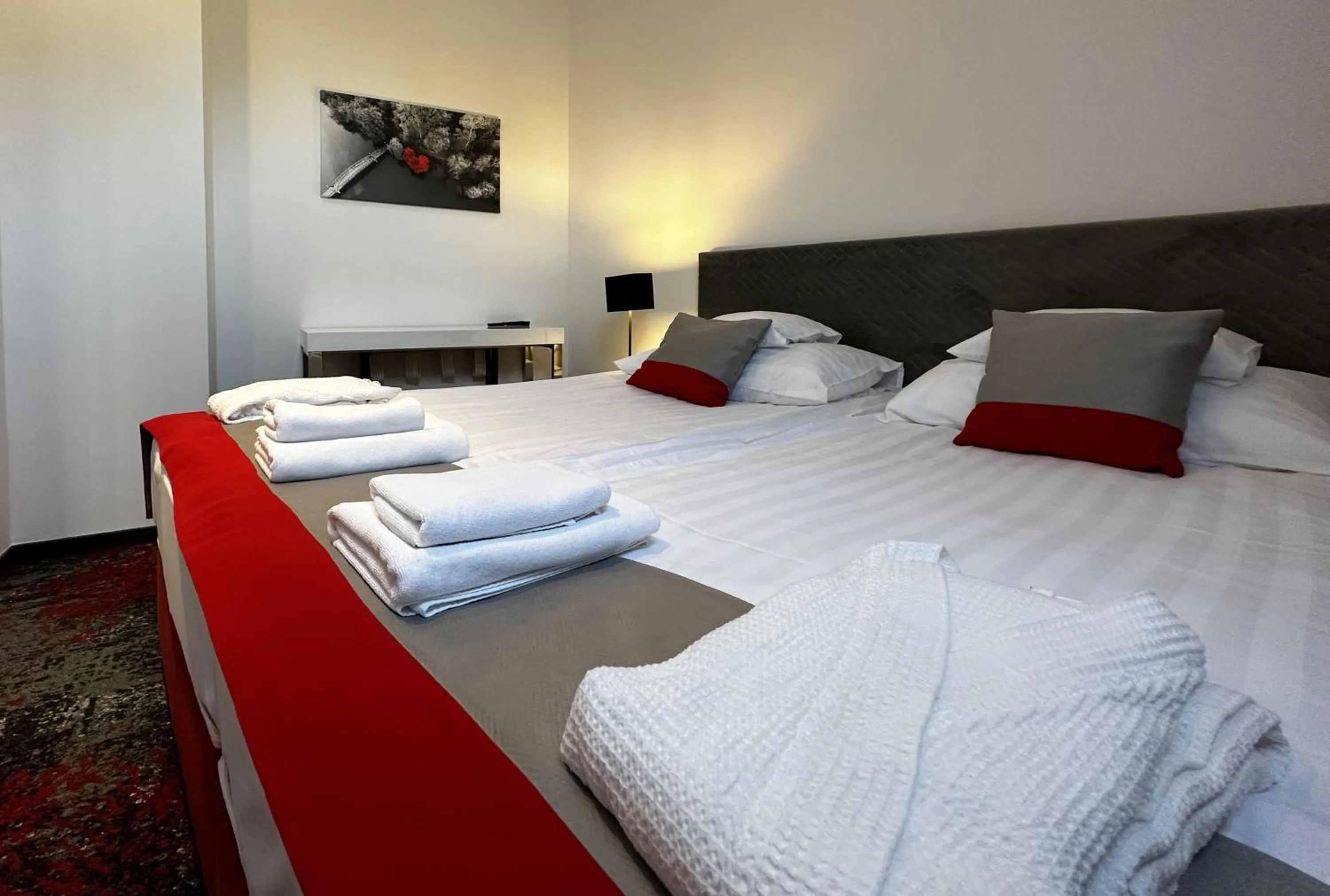 Bed in Liget Wellness és Konferencia Hotel