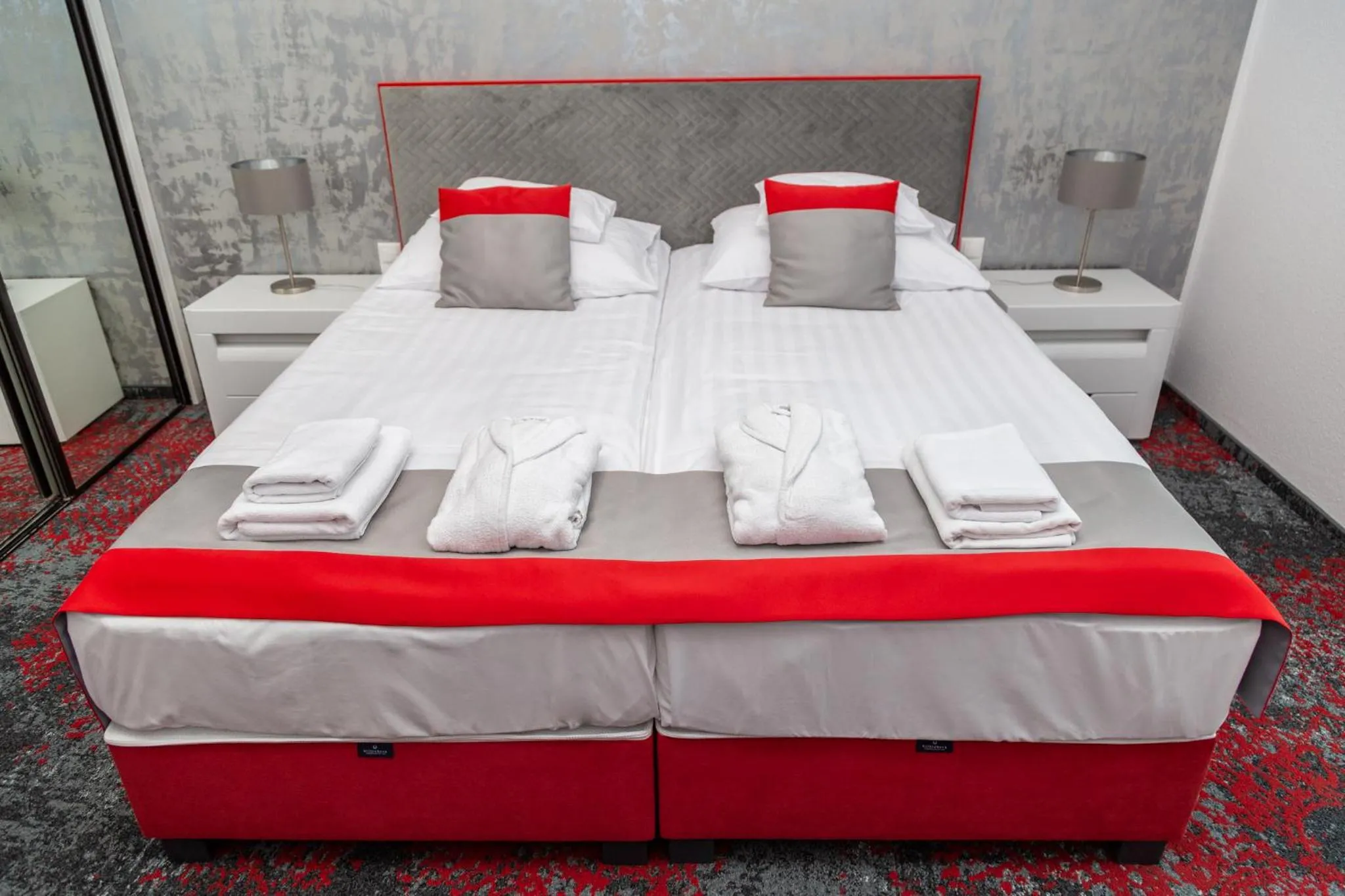Bed in Liget Wellness és Konferencia Hotel