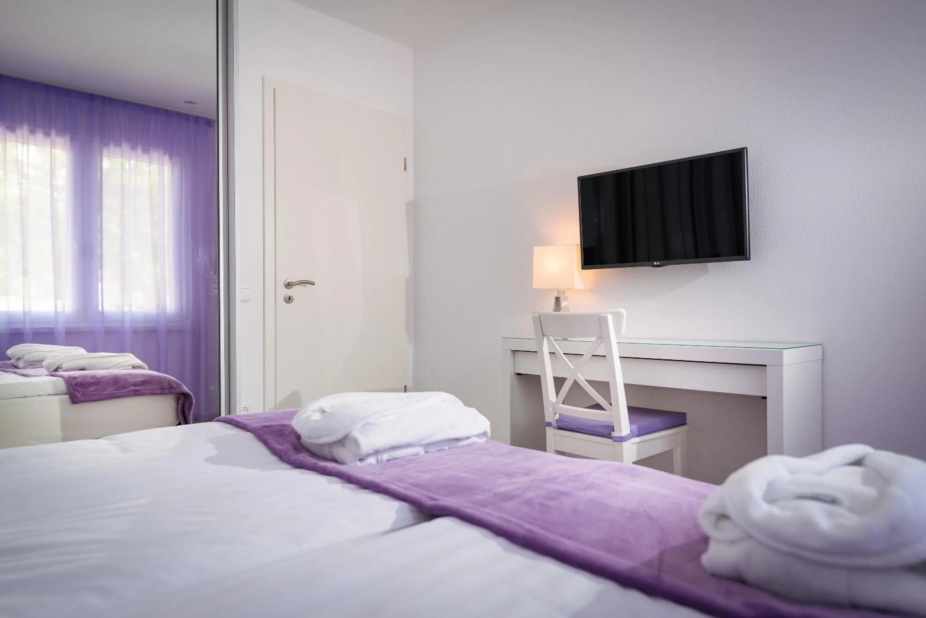 Bed in Liget Wellness és Konferencia Hotel