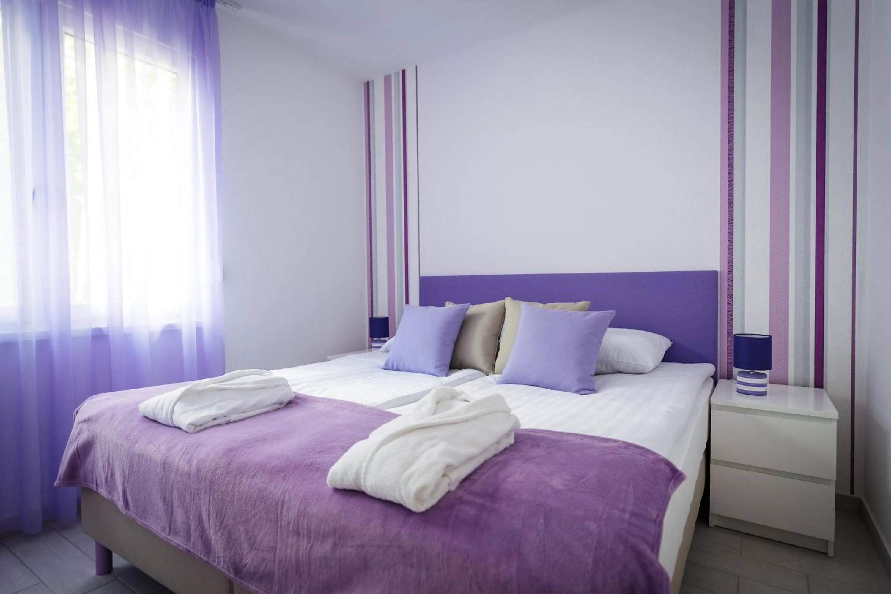 Bed in Liget Wellness és Konferencia Hotel