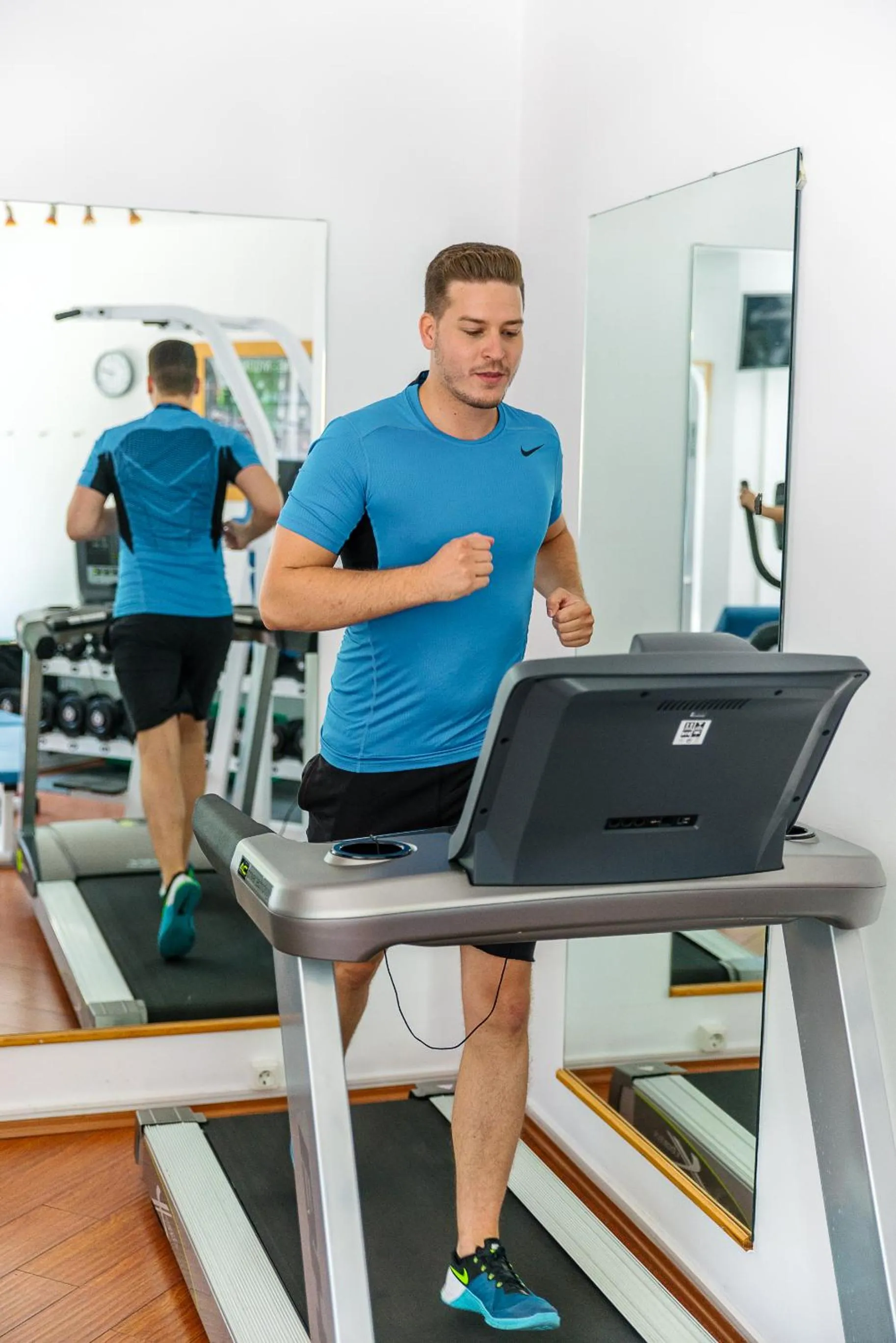 Fitness centre/facilities in Liget Wellness és Konferencia Hotel