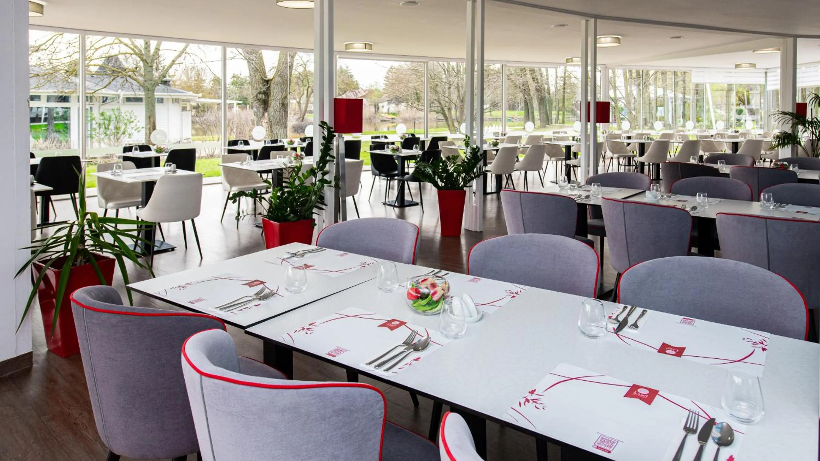 Restaurant/places to eat in Liget Wellness és Konferencia Hotel