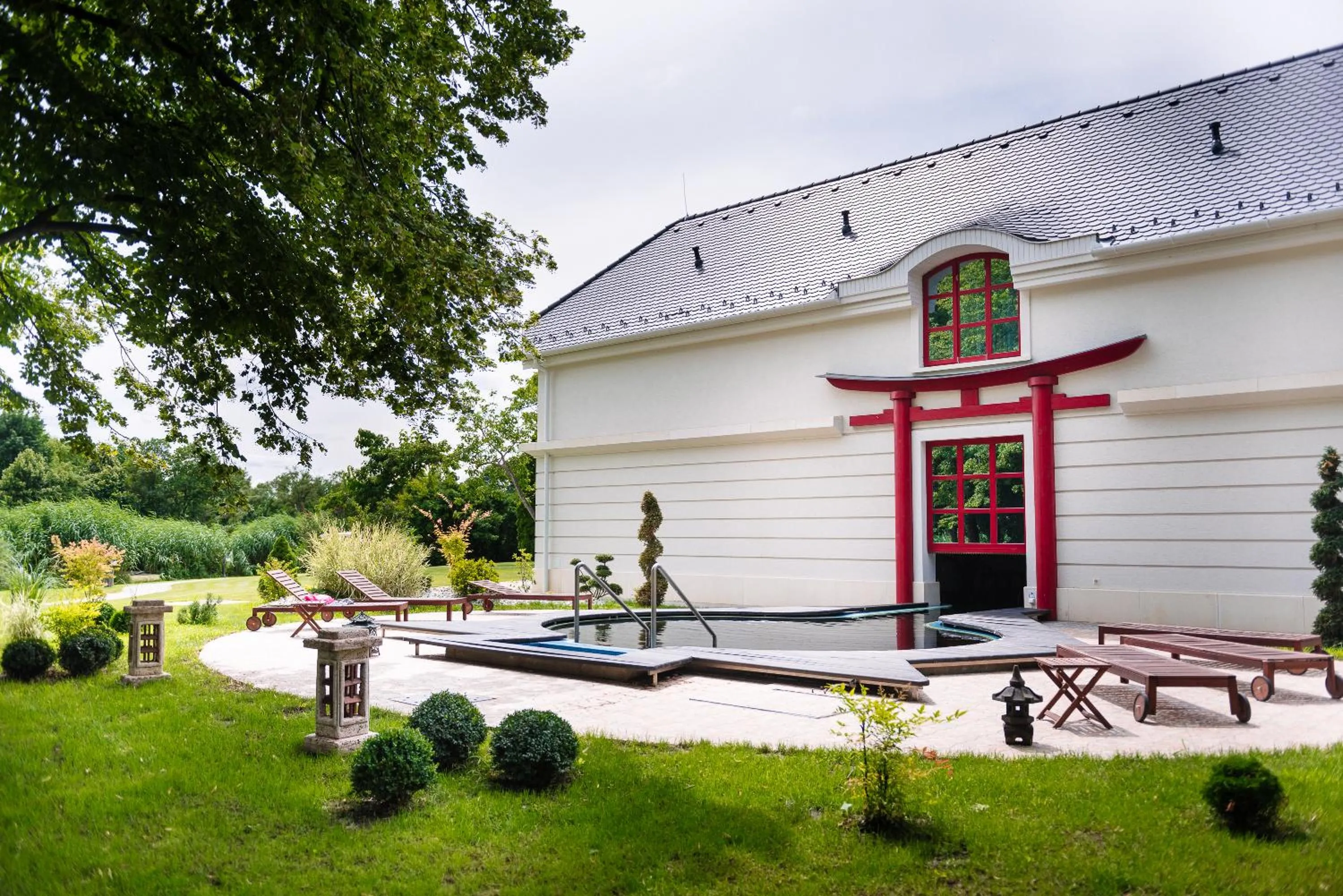 Property building in Liget Wellness és Konferencia Hotel