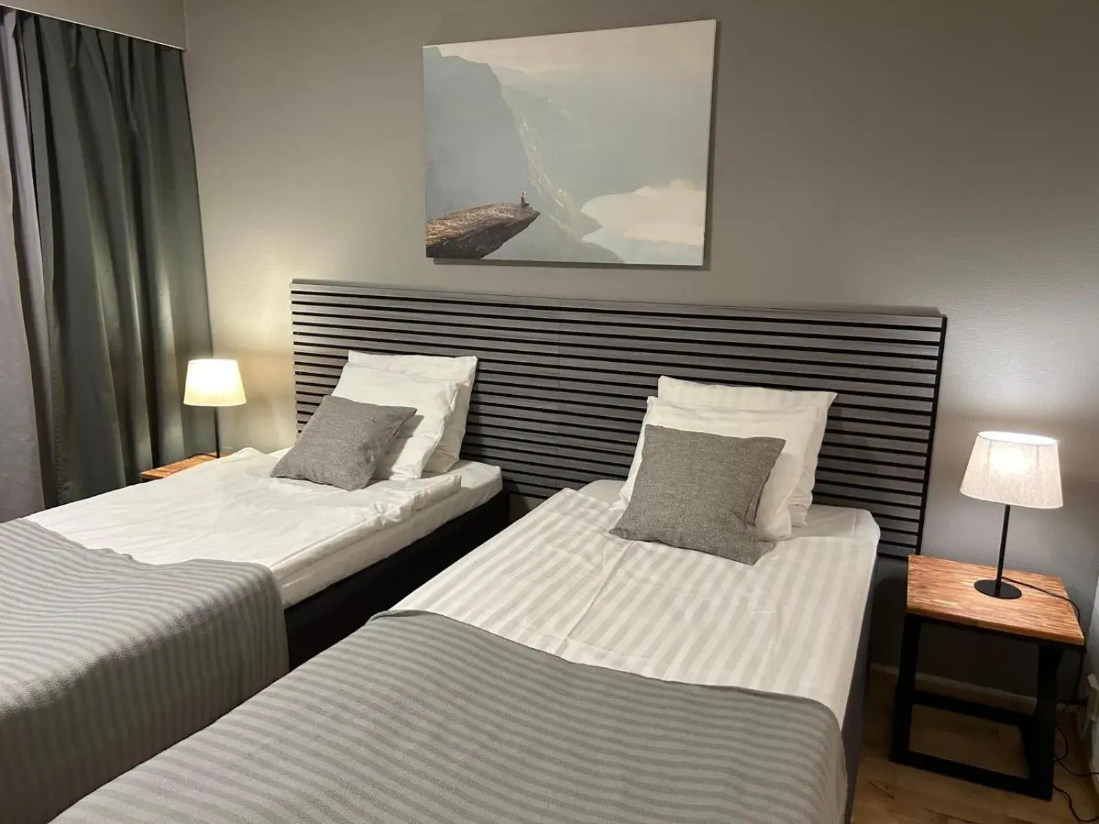 Small Twin Room - single occupancy in Hotel Yöpuu Small Twin Room - single occupancy in Hotel Yöpuu