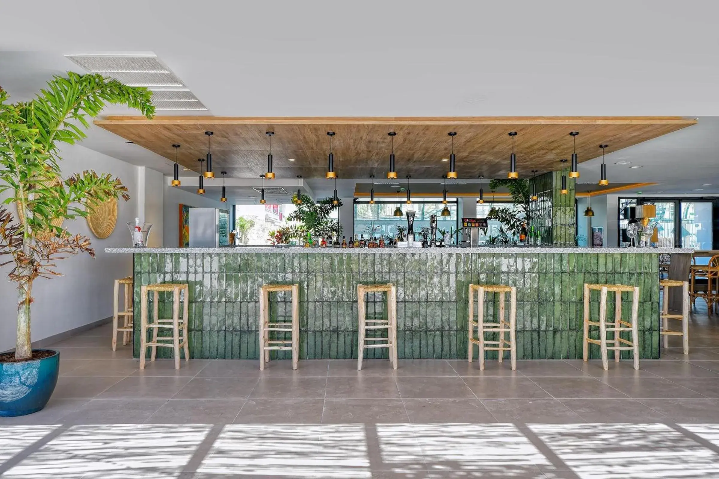 Lounge or bar in H10 Costa Mogán - Adults Only Lounge or bar in H10 Costa Mogán - Adults Only