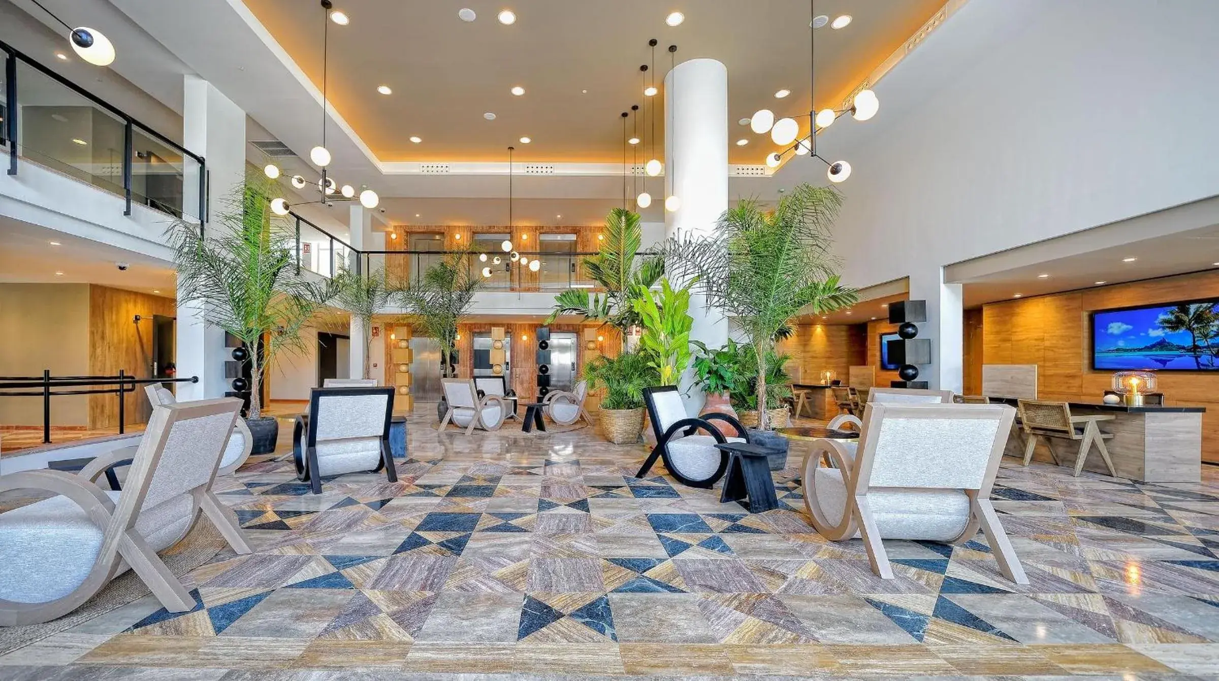 Lobby or reception in H10 Costa Mogán - Adults Only Lobby or reception in H10 Costa Mogán - Adults Only