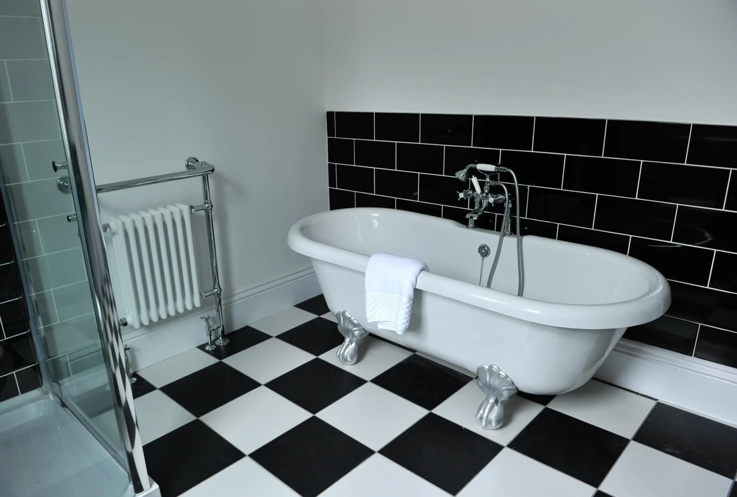 Bathroom in Suenos Guesthouse