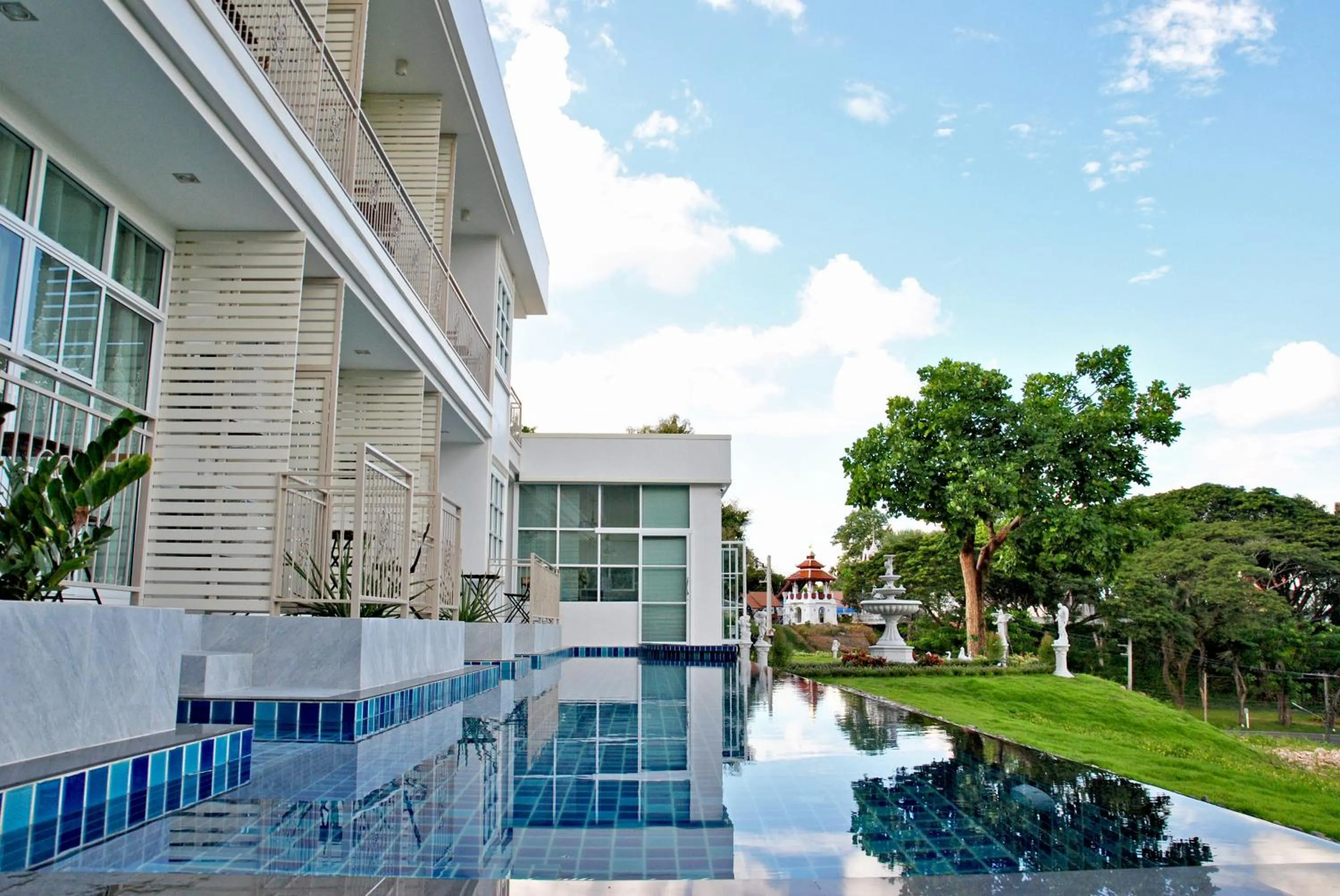 Property building in Pua De View Boutique Resort