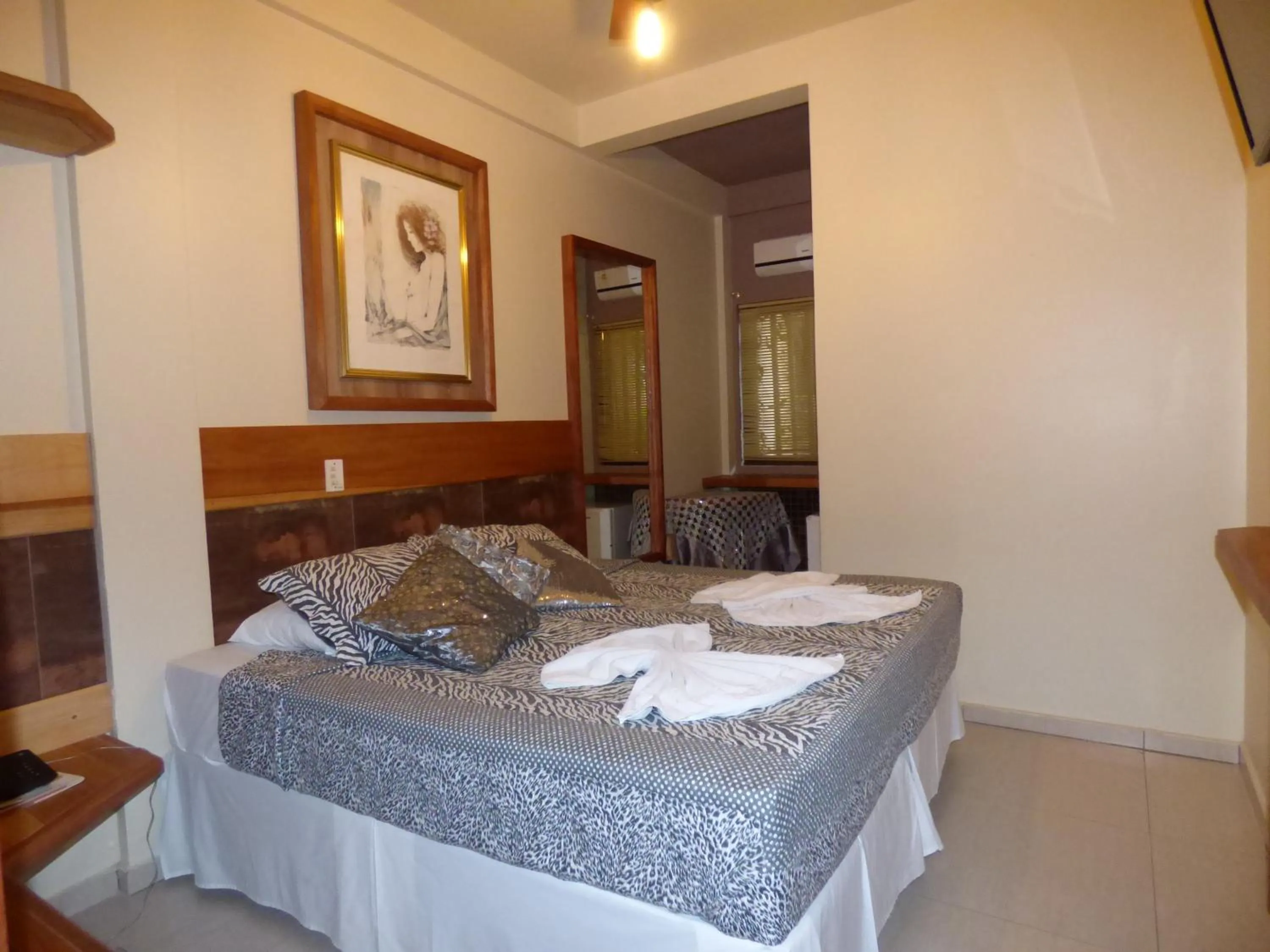 Bedroom, Bed in Pousada Sonho Meu Foz