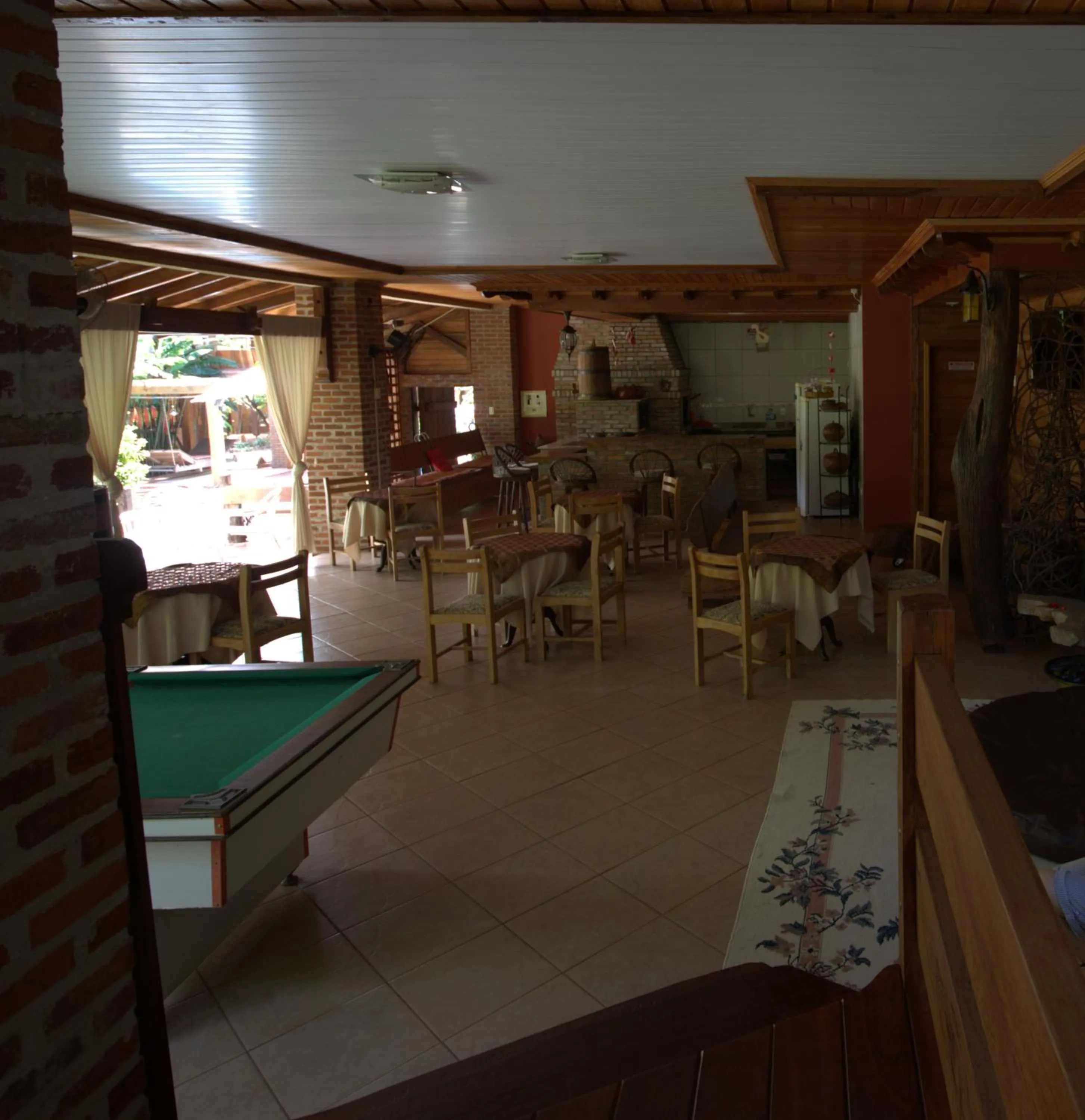 Communal lounge/ TV room in Pousada Sonho Meu Foz