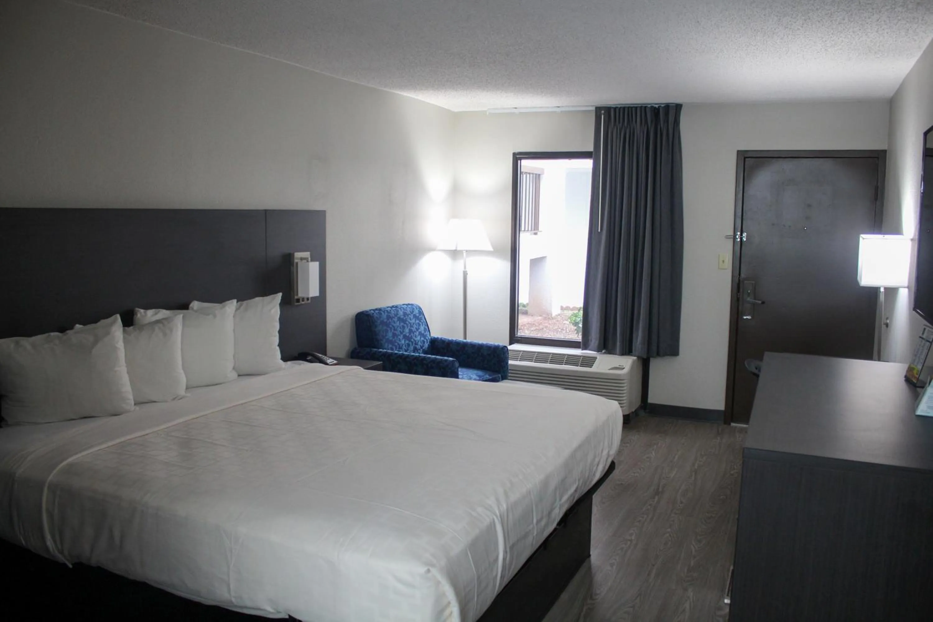 Bed in Clarion Pointe Statesville