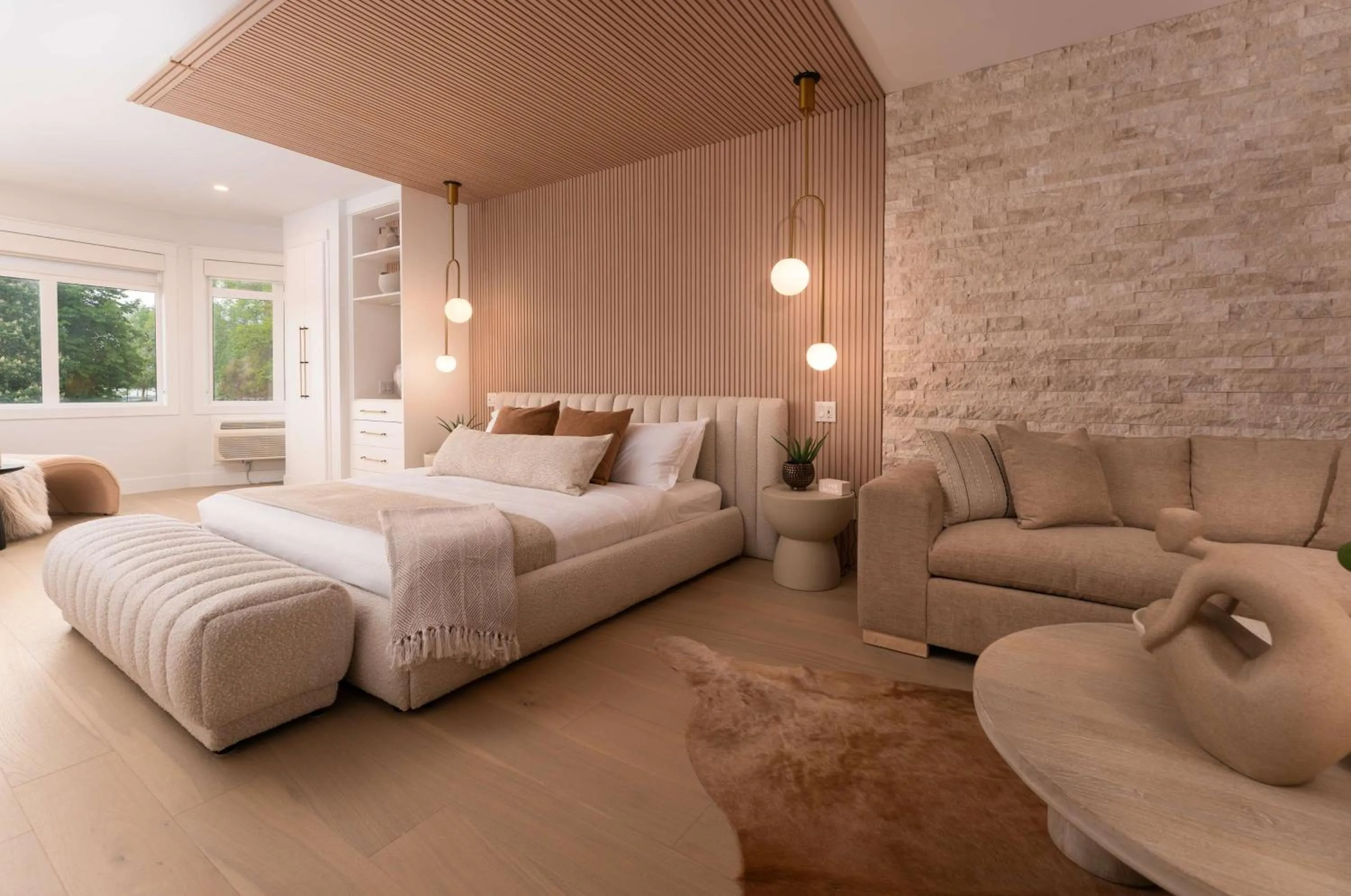 Photo of the whole room, Bed in Prestige Beach House, WorldHotels Crafted