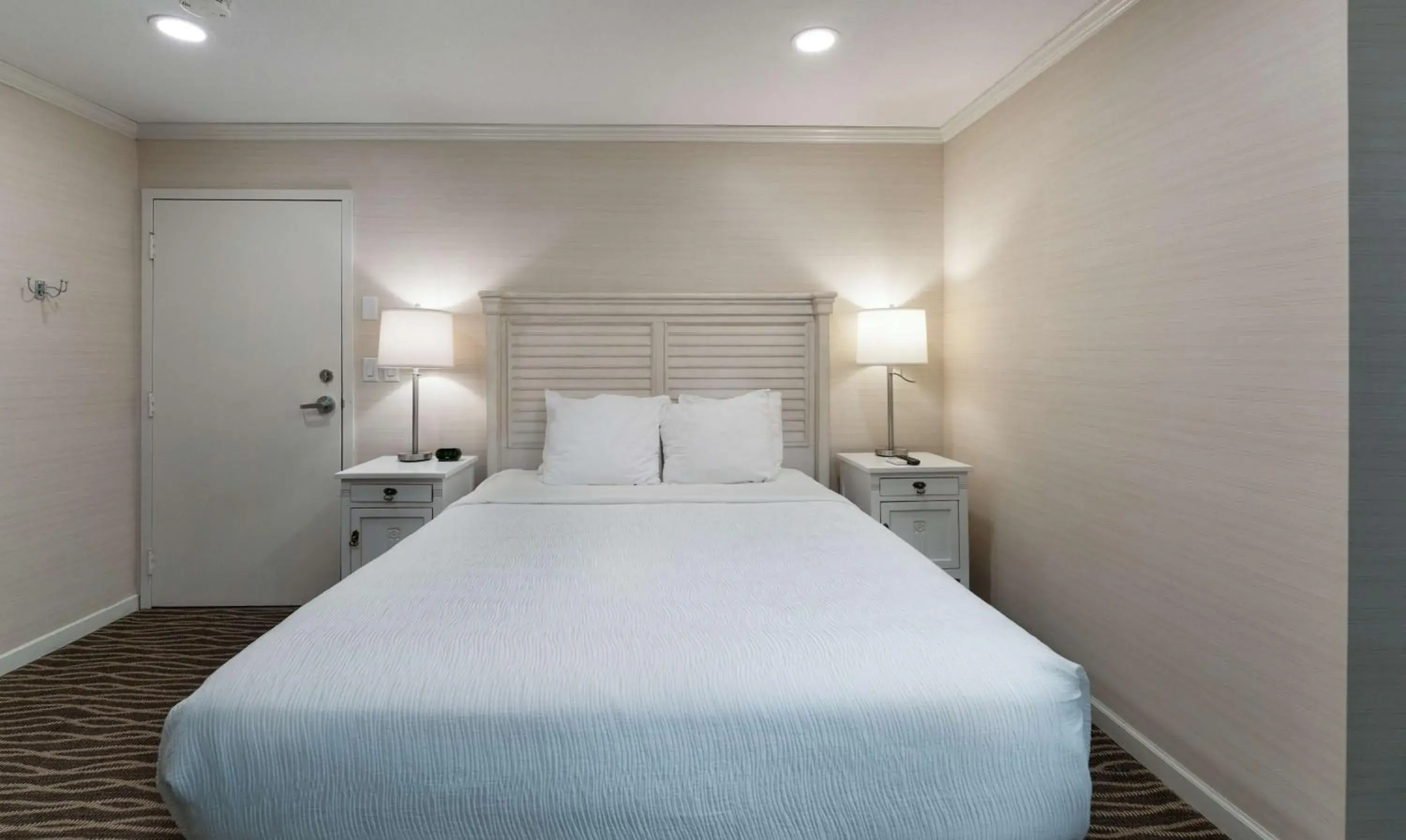 Bedroom, Bed in Prestige Beach House, WorldHotels Crafted Bedroom, Bed in Prestige Beach House, WorldHotels Crafted