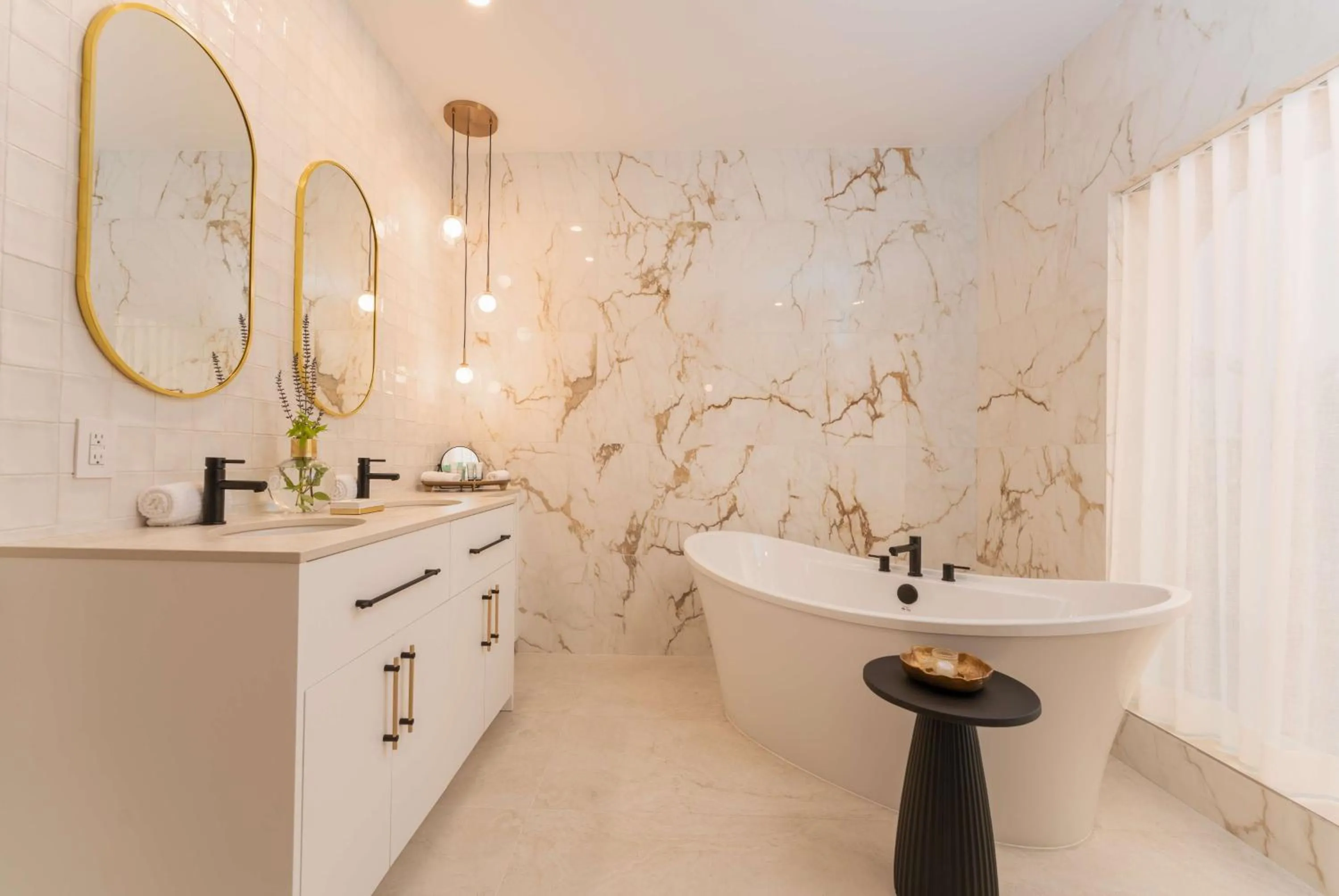 Bathroom in Prestige Beach House, WorldHotels Crafted