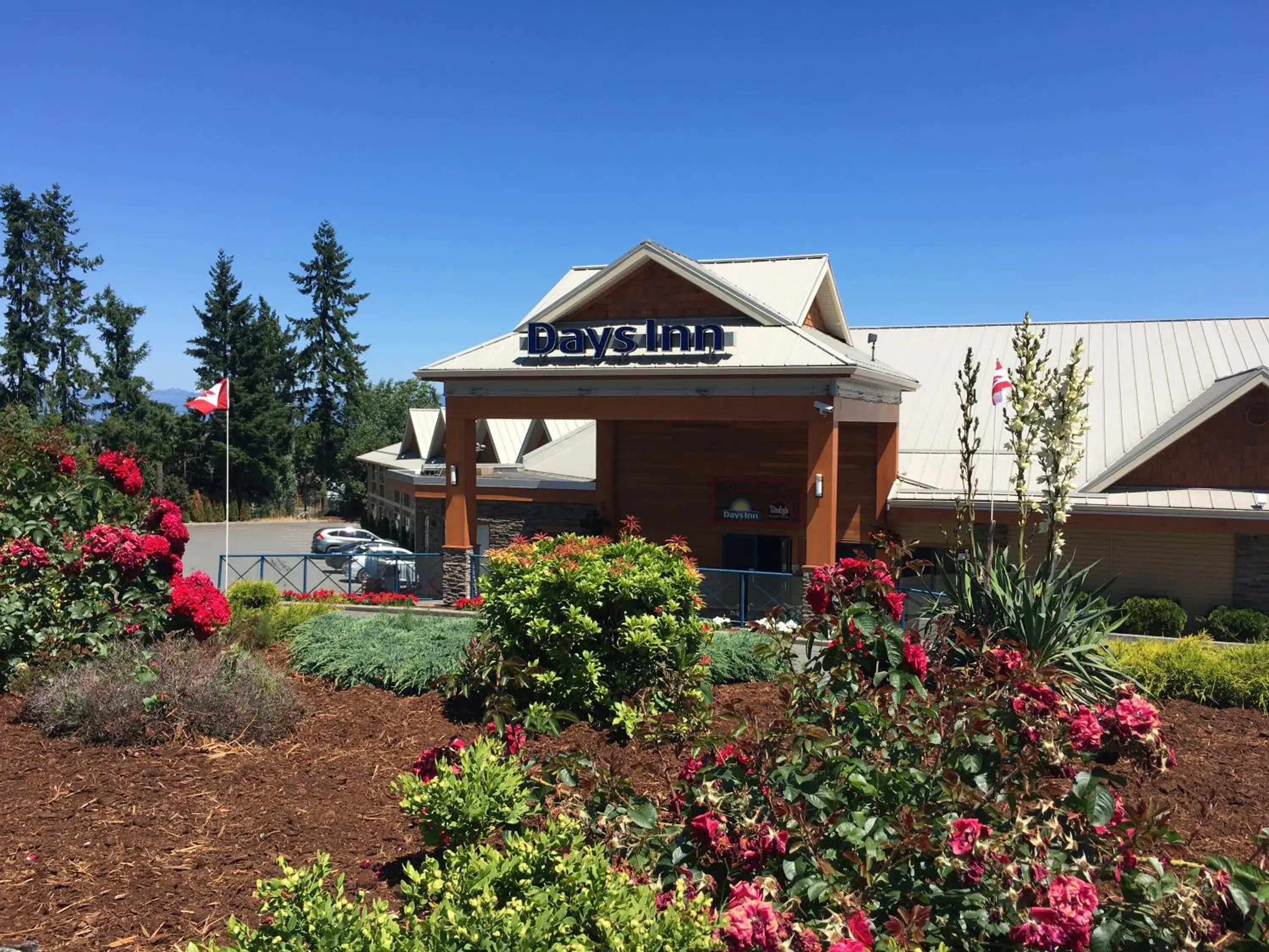 Facade/entrance in Days Inn by Wyndham Nanaimo Facade/entrance in Days Inn by Wyndham Nanaimo