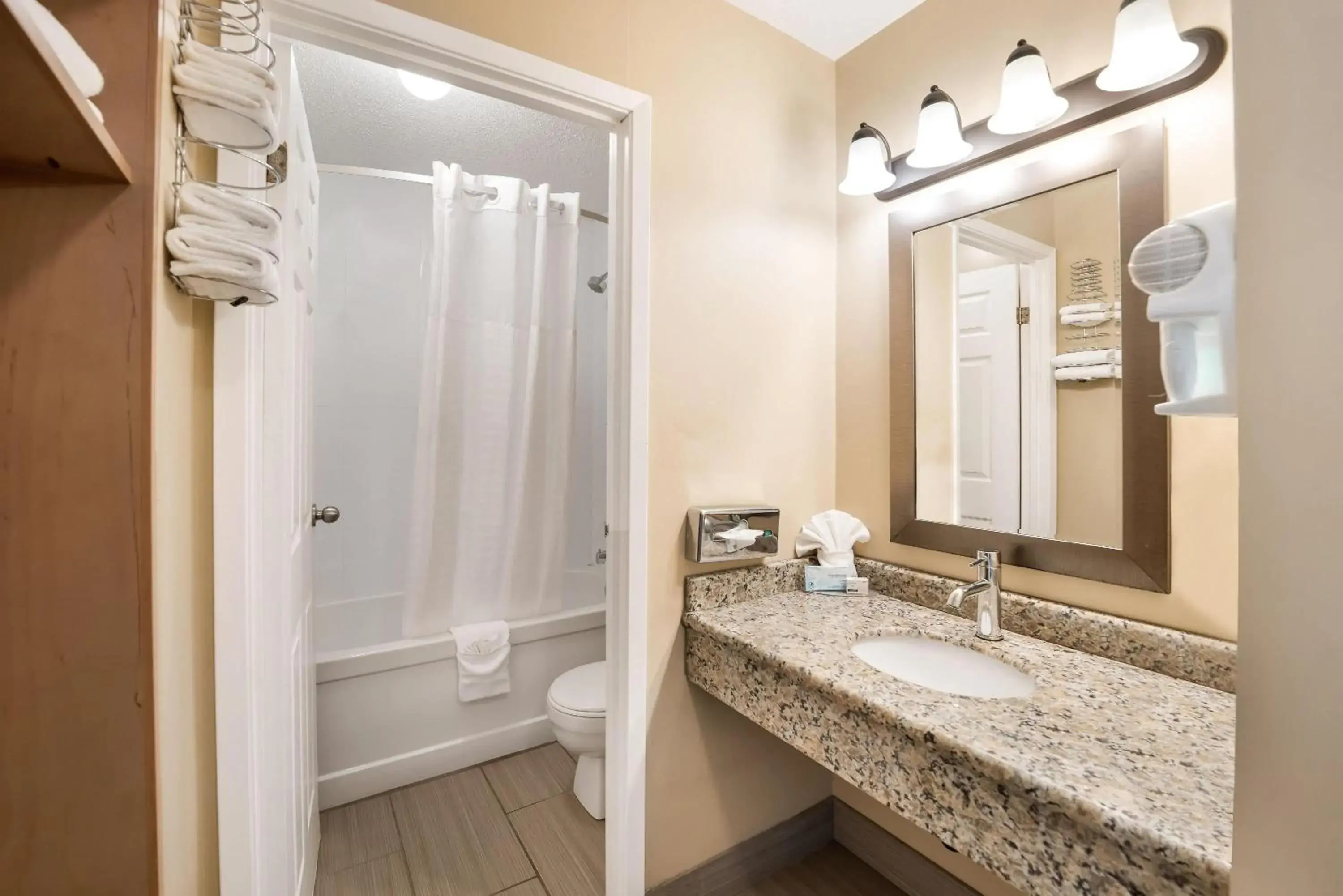 Bathroom in Days Inn by Wyndham Nanaimo Bathroom in Days Inn by Wyndham Nanaimo