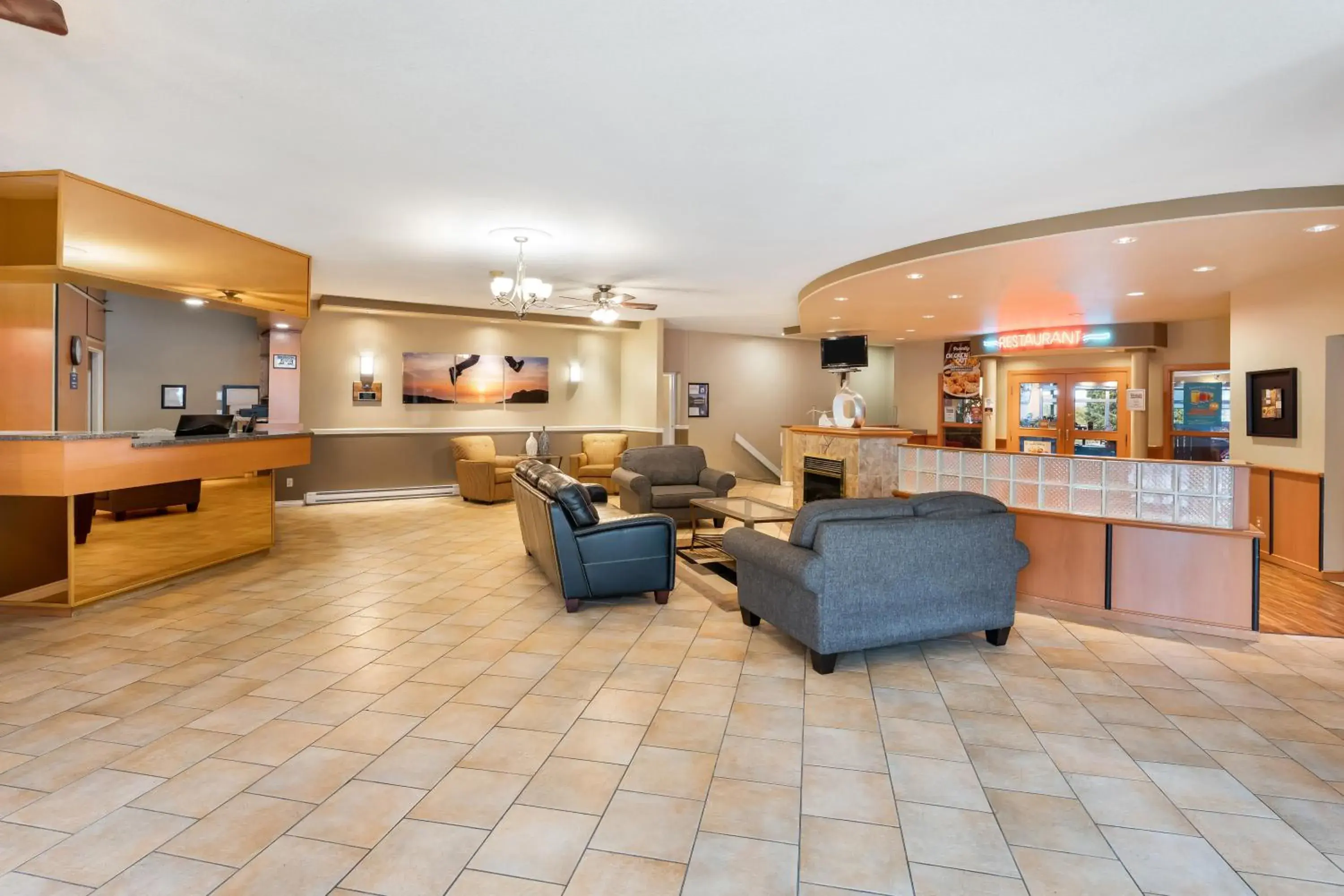 Lobby or reception in Days Inn by Wyndham Nanaimo Lobby or reception in Days Inn by Wyndham Nanaimo