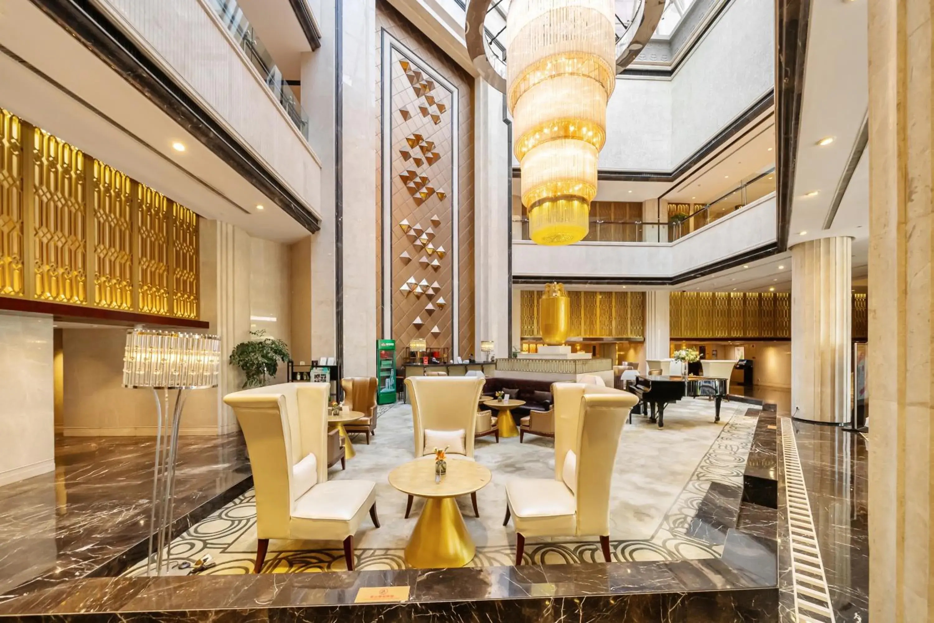 Lobby or reception in GuangDong Hotel Shanghai Lobby or reception in GuangDong Hotel Shanghai