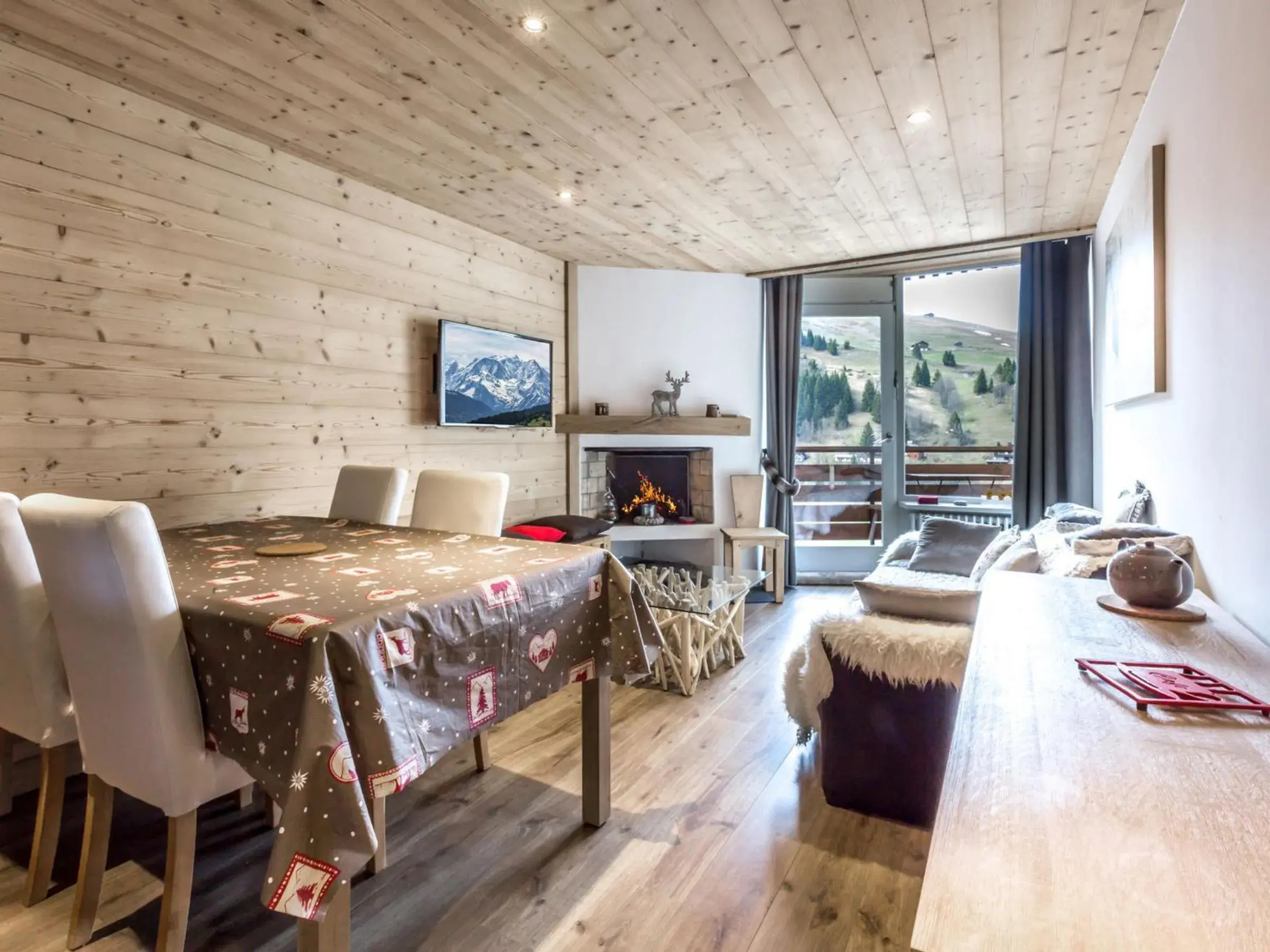 Appartement cosy, pied de piste, cheminée, animaux admis - FR-1-304-153 Appartement cosy, pied de piste, cheminée, animaux admis - FR-1-304-153