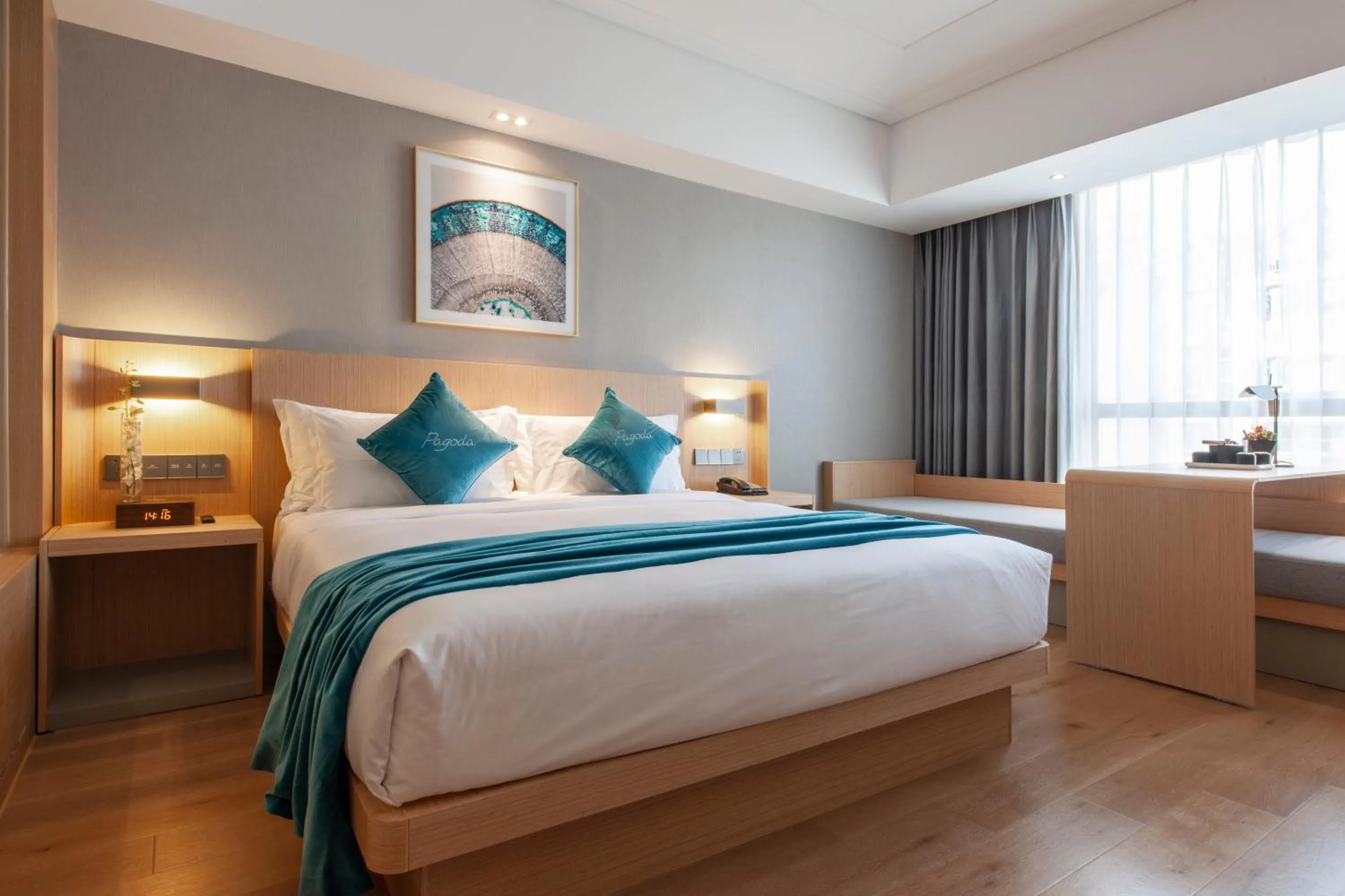 Bed in Radisson Blu Hotel Shanghai Hong Quan