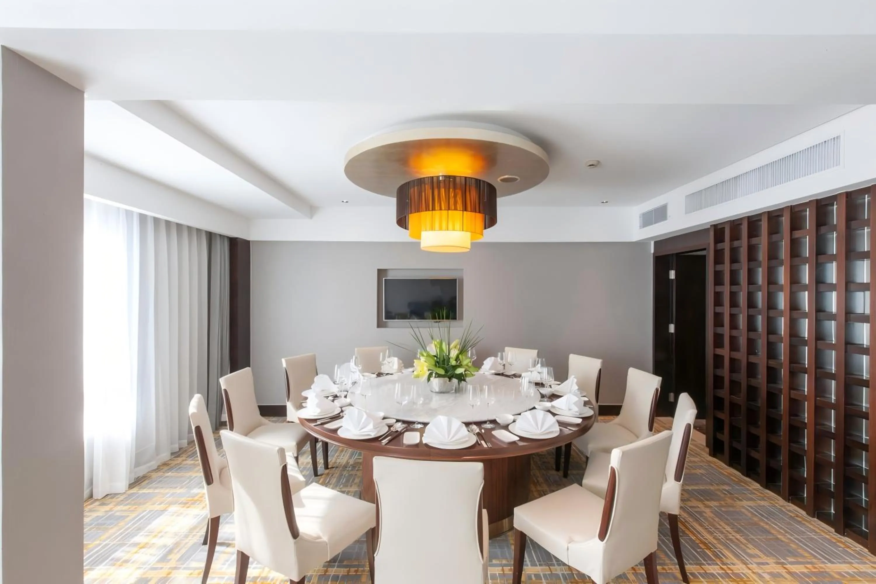 Restaurant/places to eat in Shanghai Baixia Pagoda Hotel