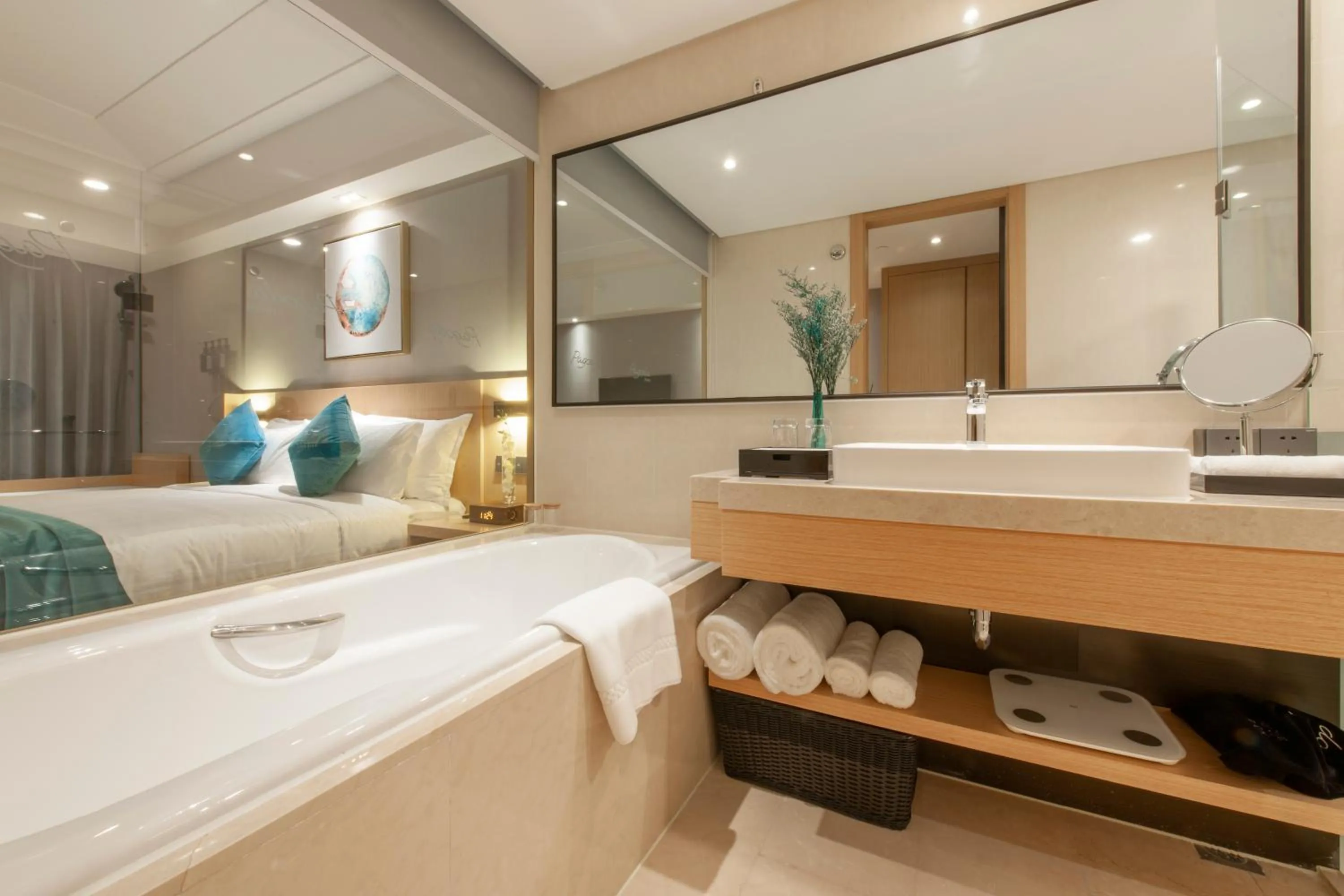 Bed in Radisson Blu Hotel Shanghai Hong Quan